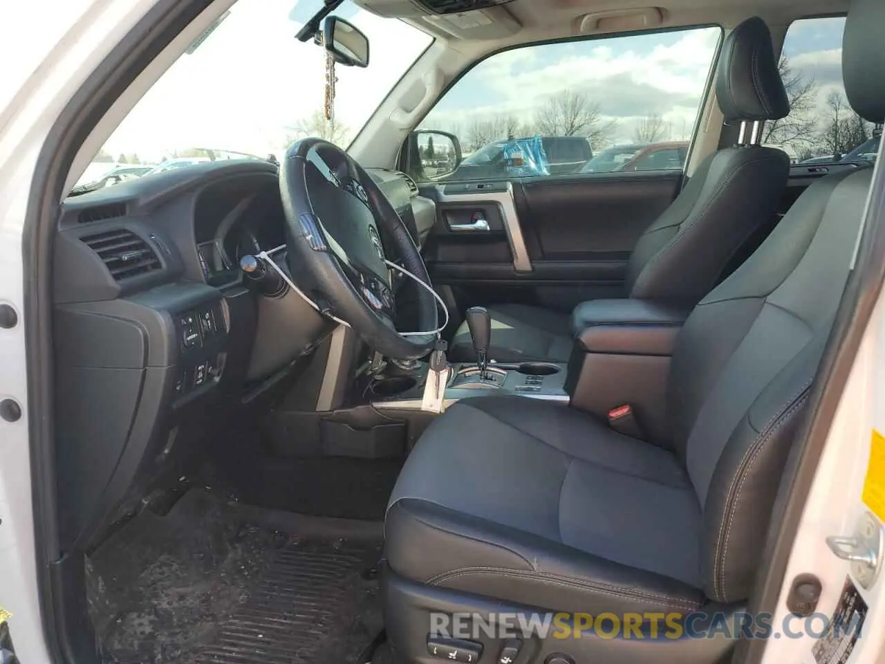 7 Photograph of a damaged car JTEBU5JR1K5662971 TOYOTA 4RUNNER 2019