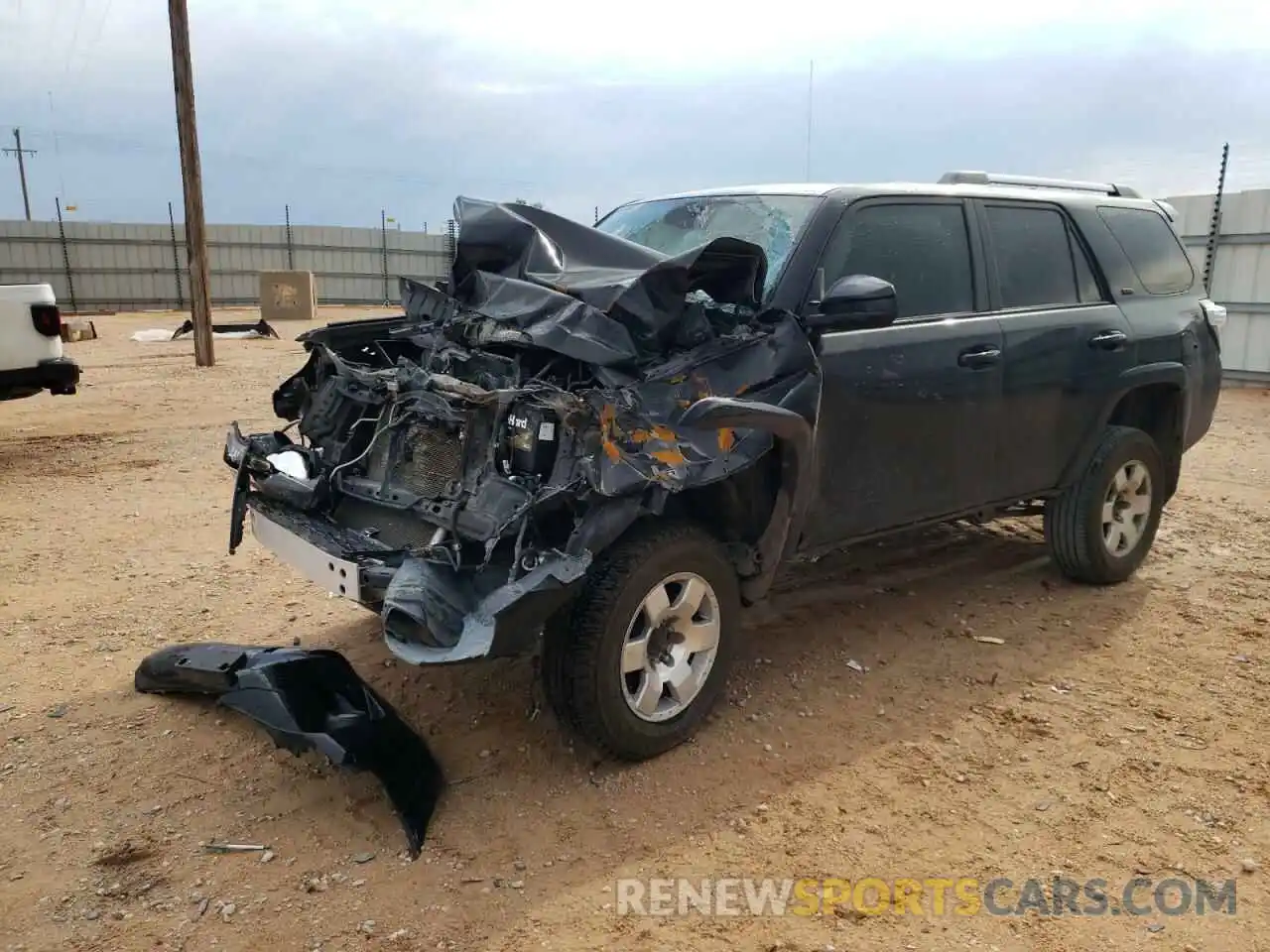 2 Photograph of a damaged car JTEBU5JR1K5665398 TOYOTA 4RUNNER 2019