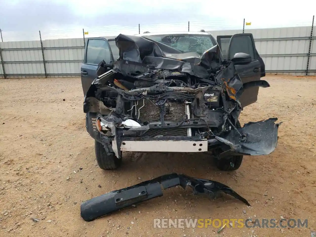 9 Photograph of a damaged car JTEBU5JR1K5665398 TOYOTA 4RUNNER 2019