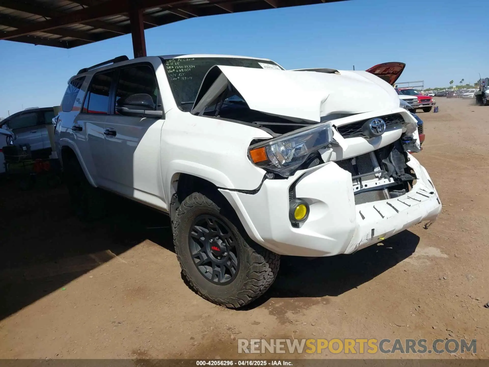 1 Photograph of a damaged car JTEBU5JR1K5668009 TOYOTA 4RUNNER 2019