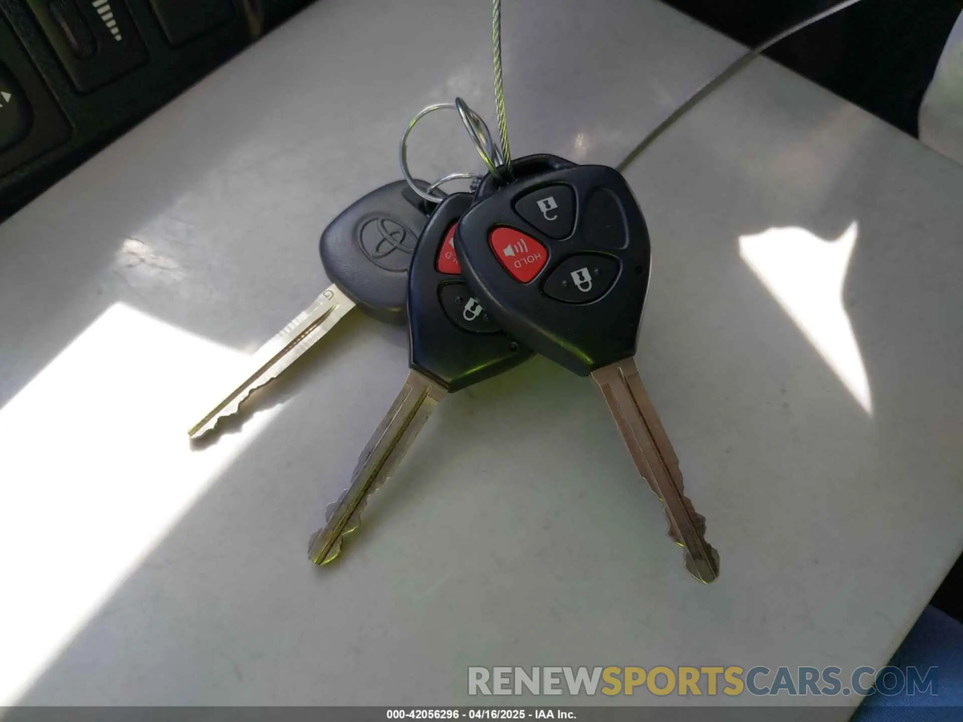 11 Photograph of a damaged car JTEBU5JR1K5668009 TOYOTA 4RUNNER 2019