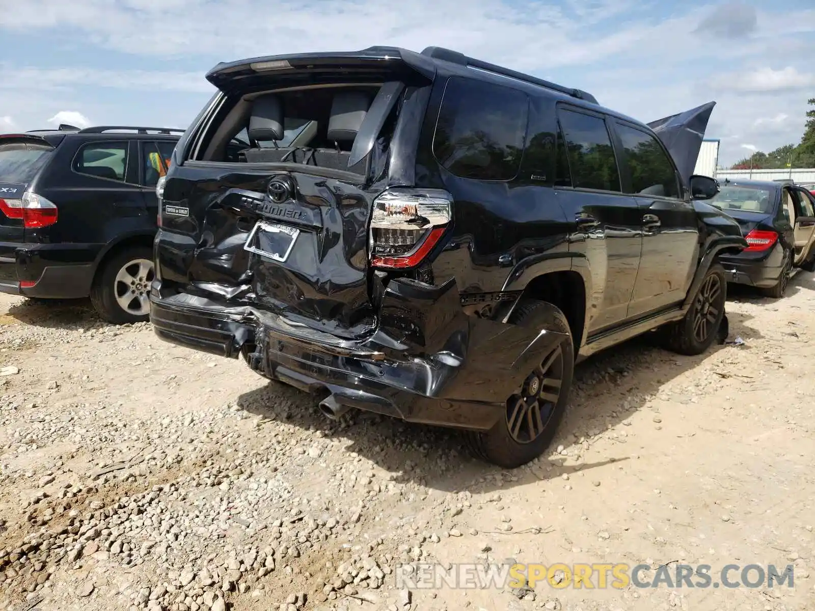 4 Photograph of a damaged car JTEBU5JR1K5671847 TOYOTA 4RUNNER 2019