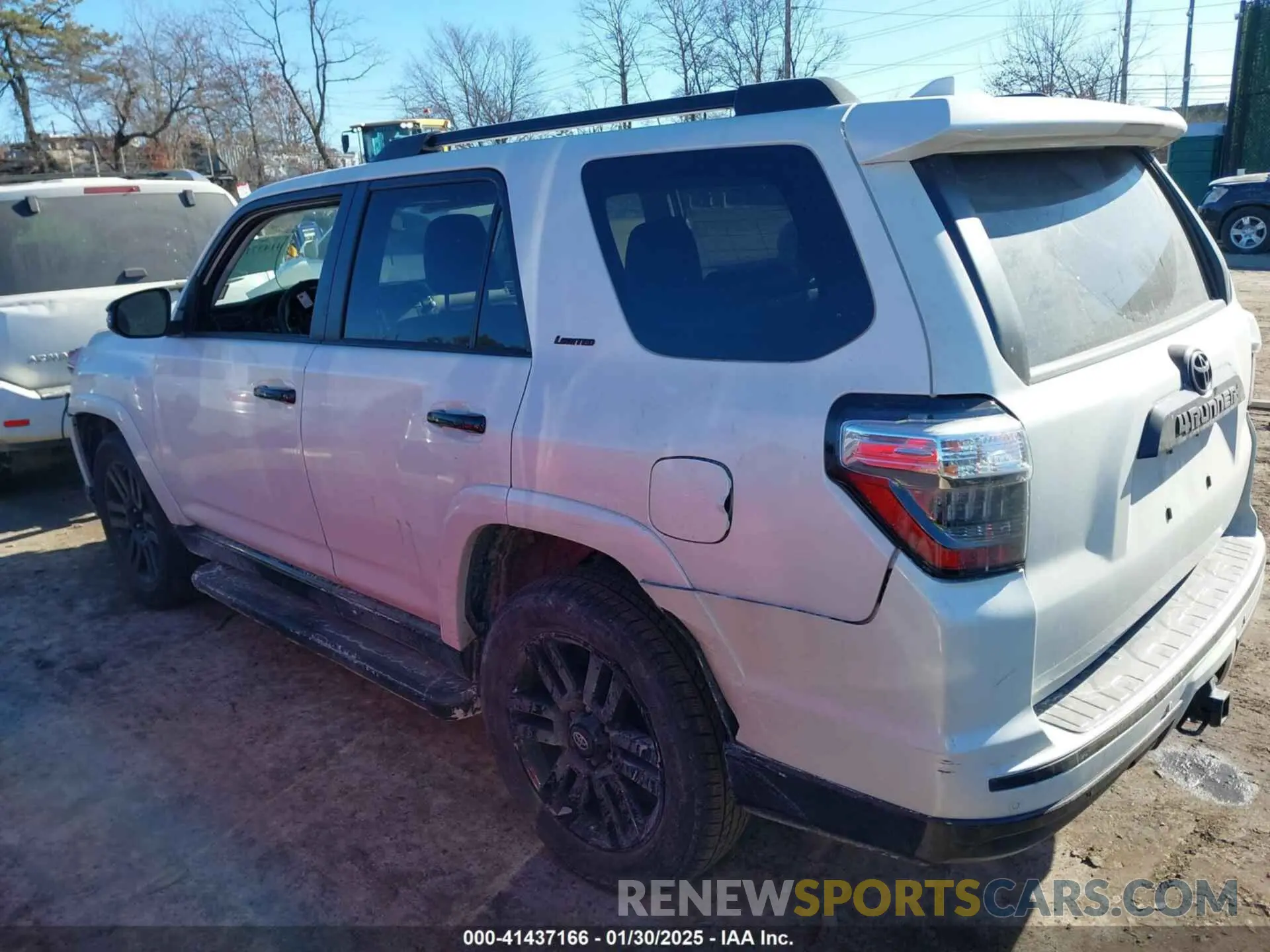 14 Photograph of a damaged car JTEBU5JR1K5684596 TOYOTA 4RUNNER 2019