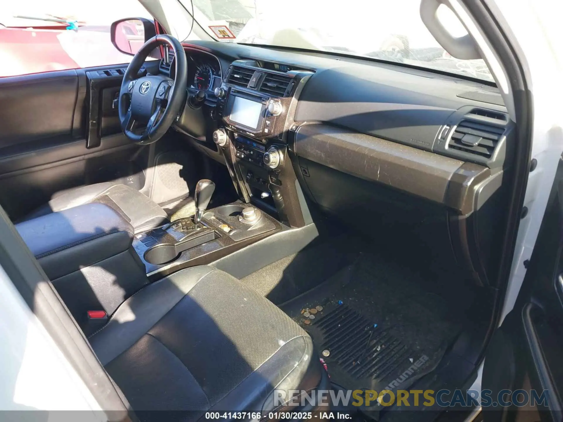 5 Photograph of a damaged car JTEBU5JR1K5684596 TOYOTA 4RUNNER 2019