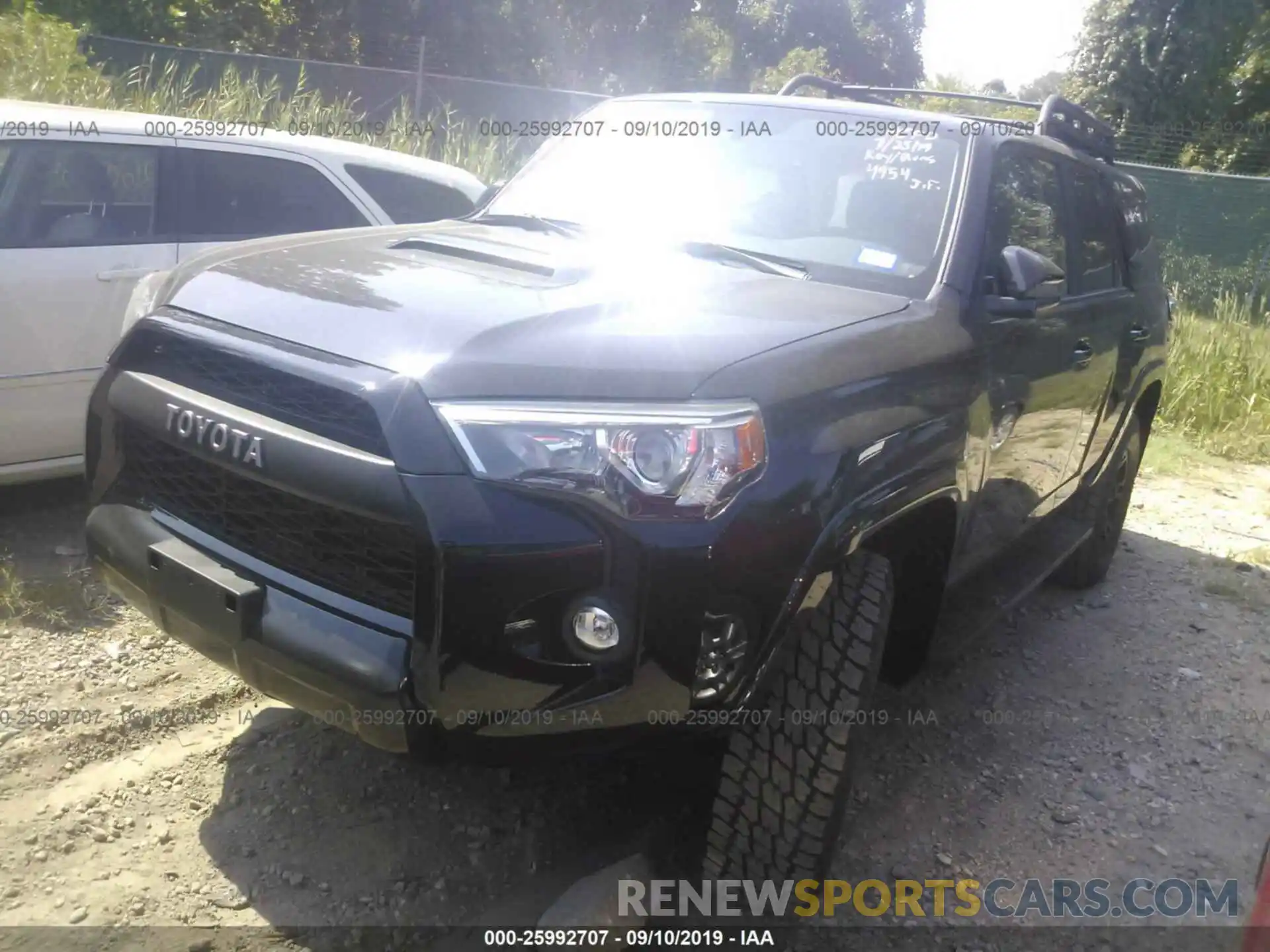 2 Photograph of a damaged car JTEBU5JR1K5684954 TOYOTA 4RUNNER 2019