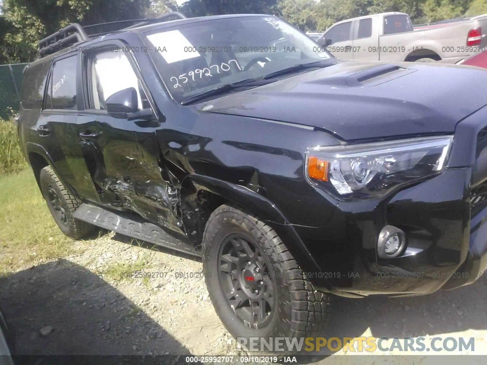 6 Photograph of a damaged car JTEBU5JR1K5684954 TOYOTA 4RUNNER 2019