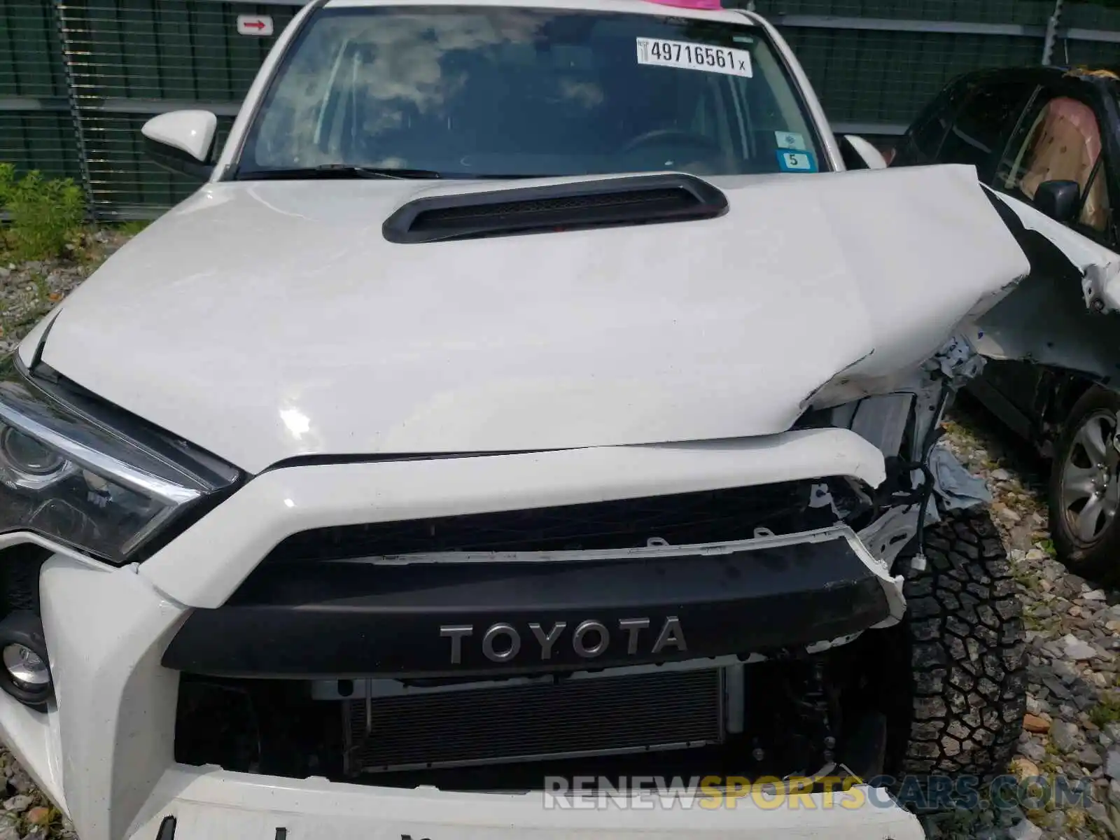 7 Photograph of a damaged car JTEBU5JR1K5696781 TOYOTA 4RUNNER 2019