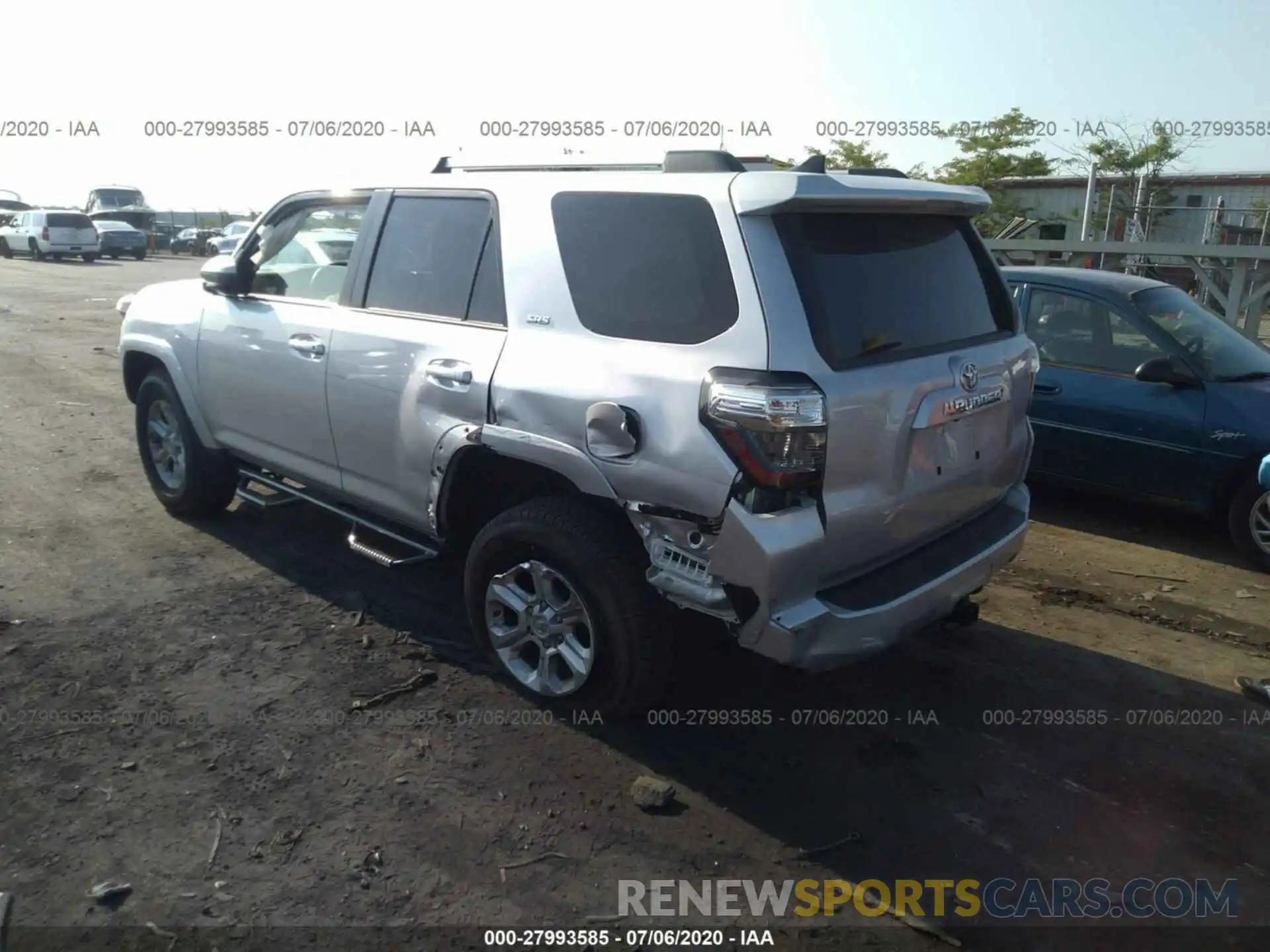 3 Photograph of a damaged car JTEBU5JR1K5700649 TOYOTA 4RUNNER 2019