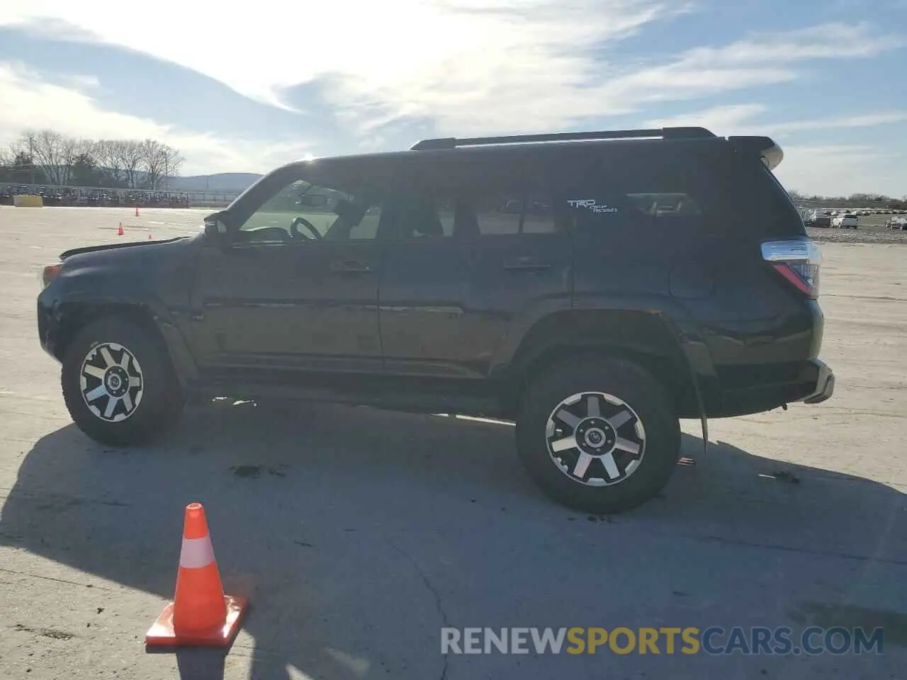 2 Photograph of a damaged car JTEBU5JR1K5703227 TOYOTA 4RUNNER 2019