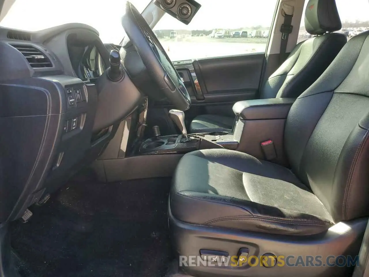 7 Photograph of a damaged car JTEBU5JR1K5703227 TOYOTA 4RUNNER 2019