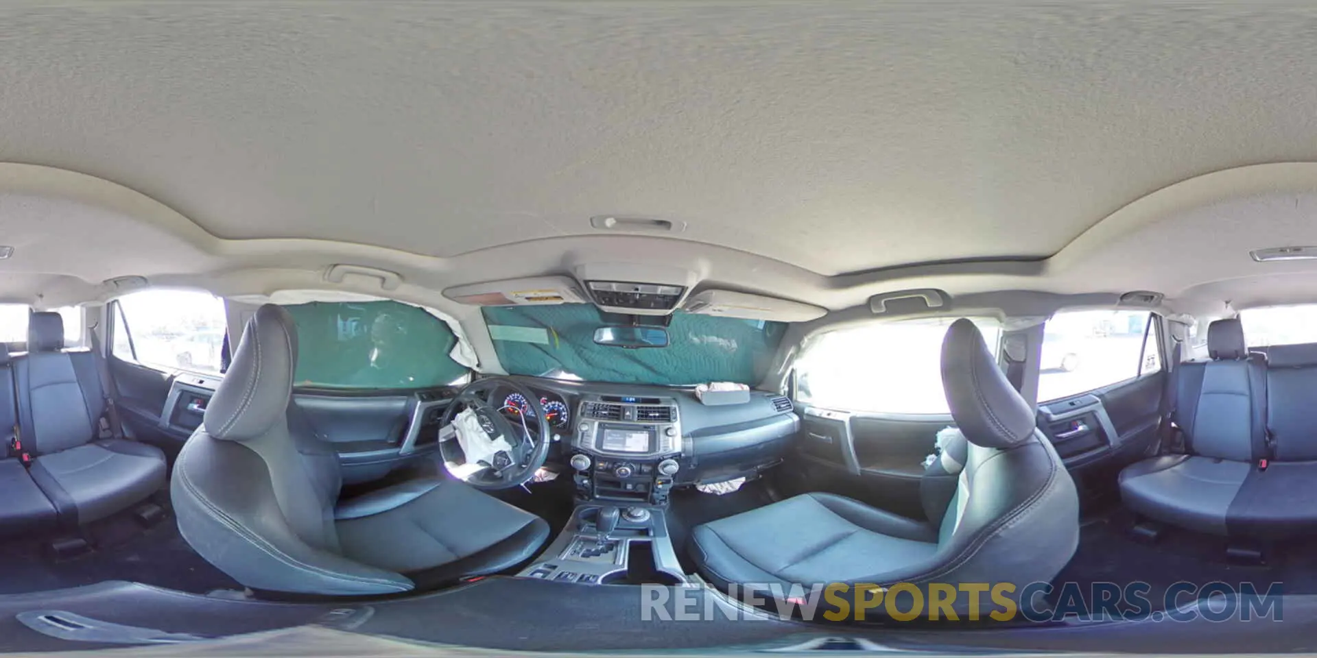14 Photograph of a damaged car JTEBU5JR1K5703339 TOYOTA 4RUNNER 2019