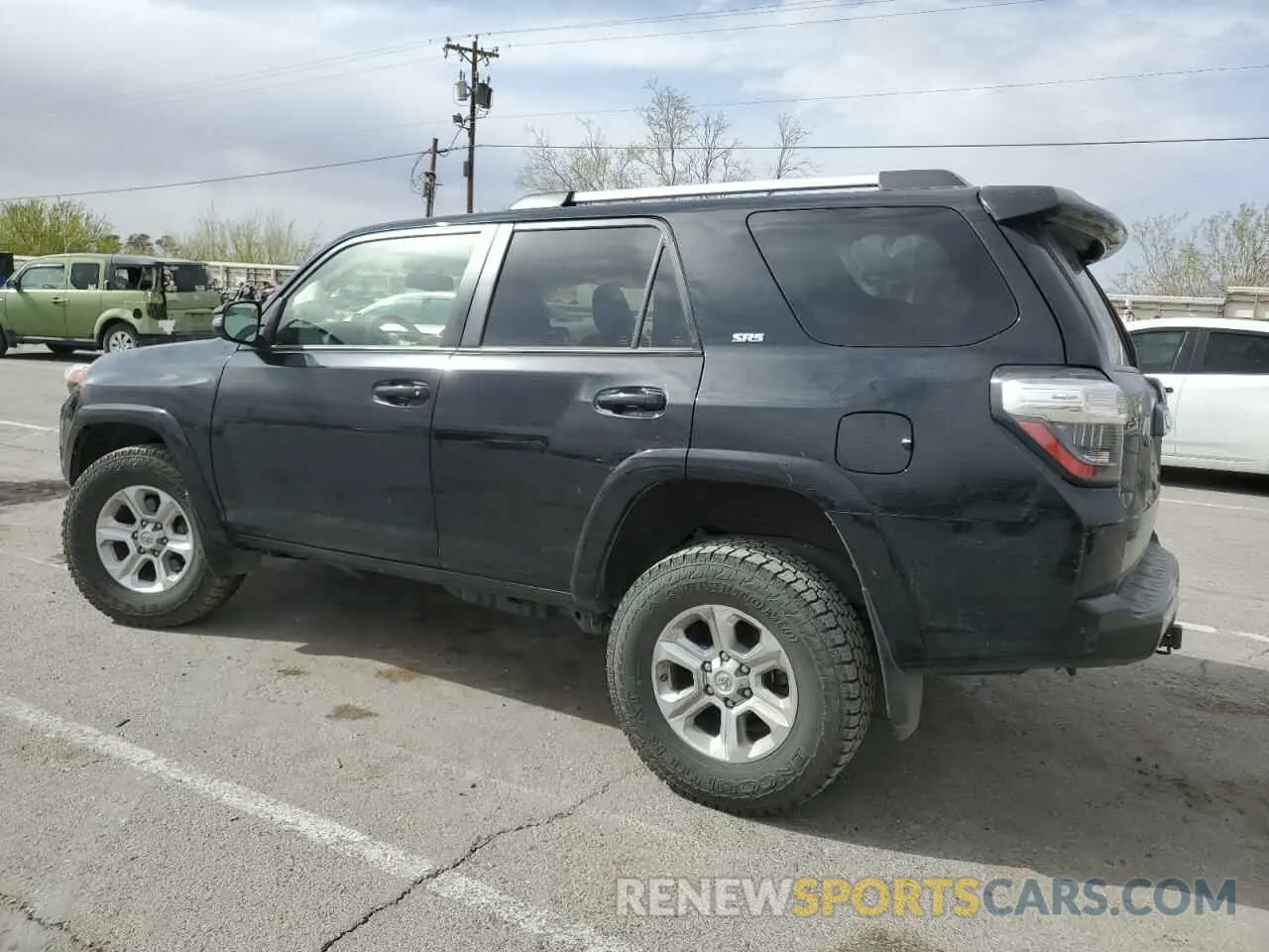 2 Photograph of a damaged car JTEBU5JR1K5703339 TOYOTA 4RUNNER 2019