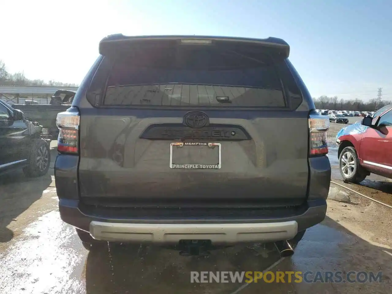 6 Photograph of a damaged car JTEBU5JR1K5719007 TOYOTA 4RUNNER 2019