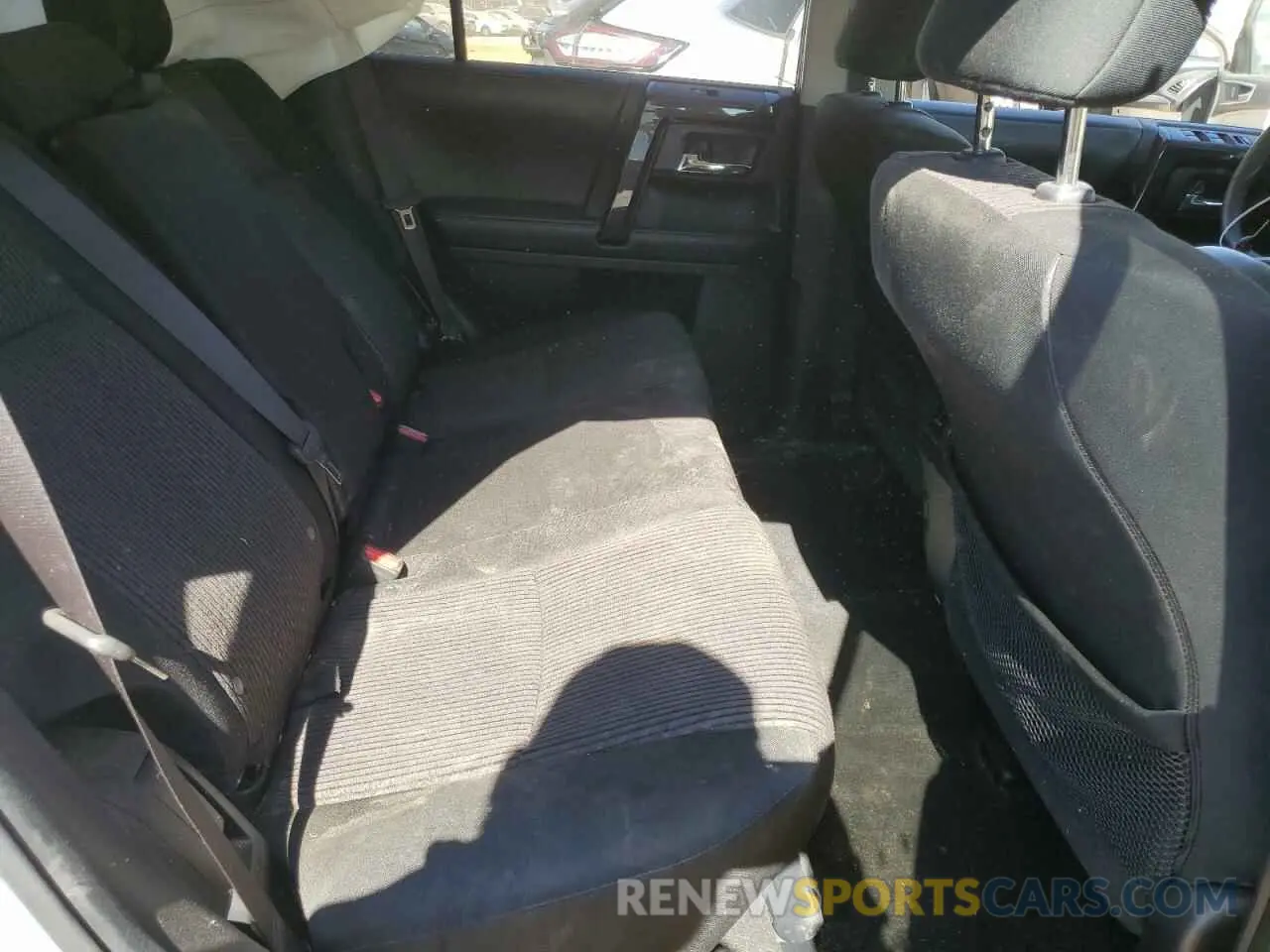 11 Photograph of a damaged car JTEBU5JR1K5730315 TOYOTA 4RUNNER 2019