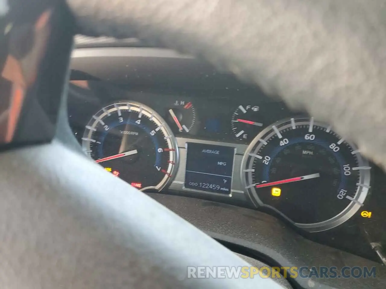 9 Photograph of a damaged car JTEBU5JR1K5730315 TOYOTA 4RUNNER 2019