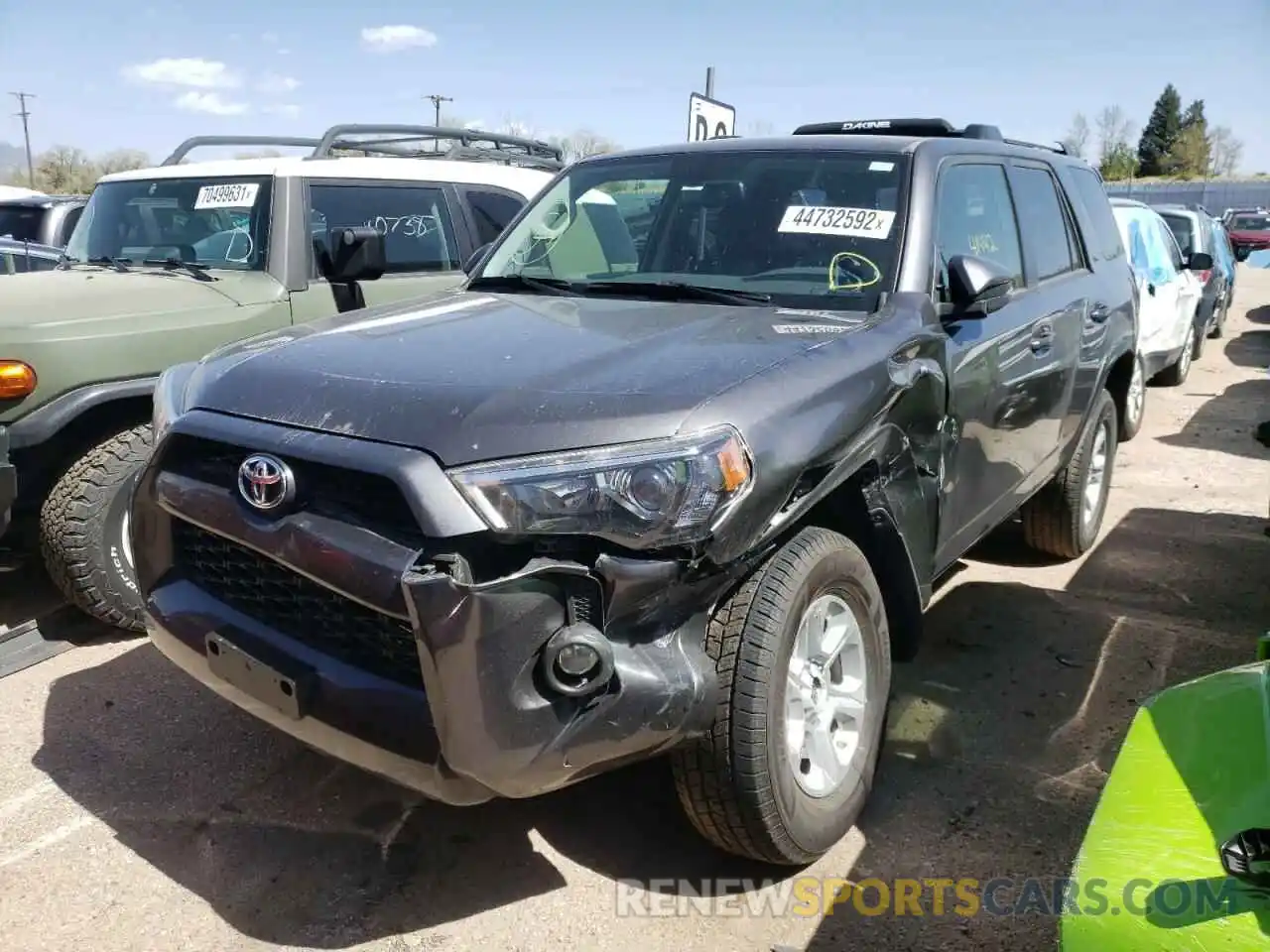 2 Photograph of a damaged car JTEBU5JR2K5630742 TOYOTA 4RUNNER 2019