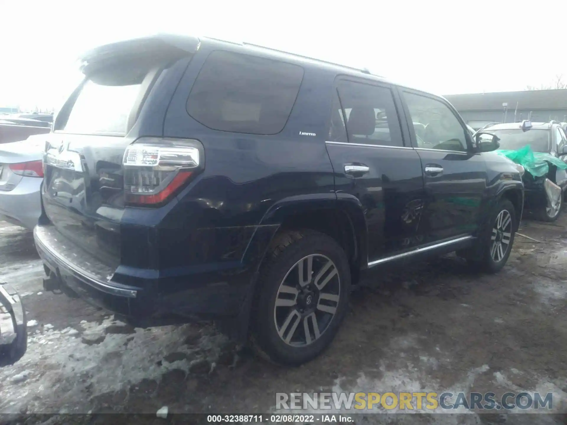 4 Photograph of a damaged car JTEBU5JR2K5631874 TOYOTA 4RUNNER 2019