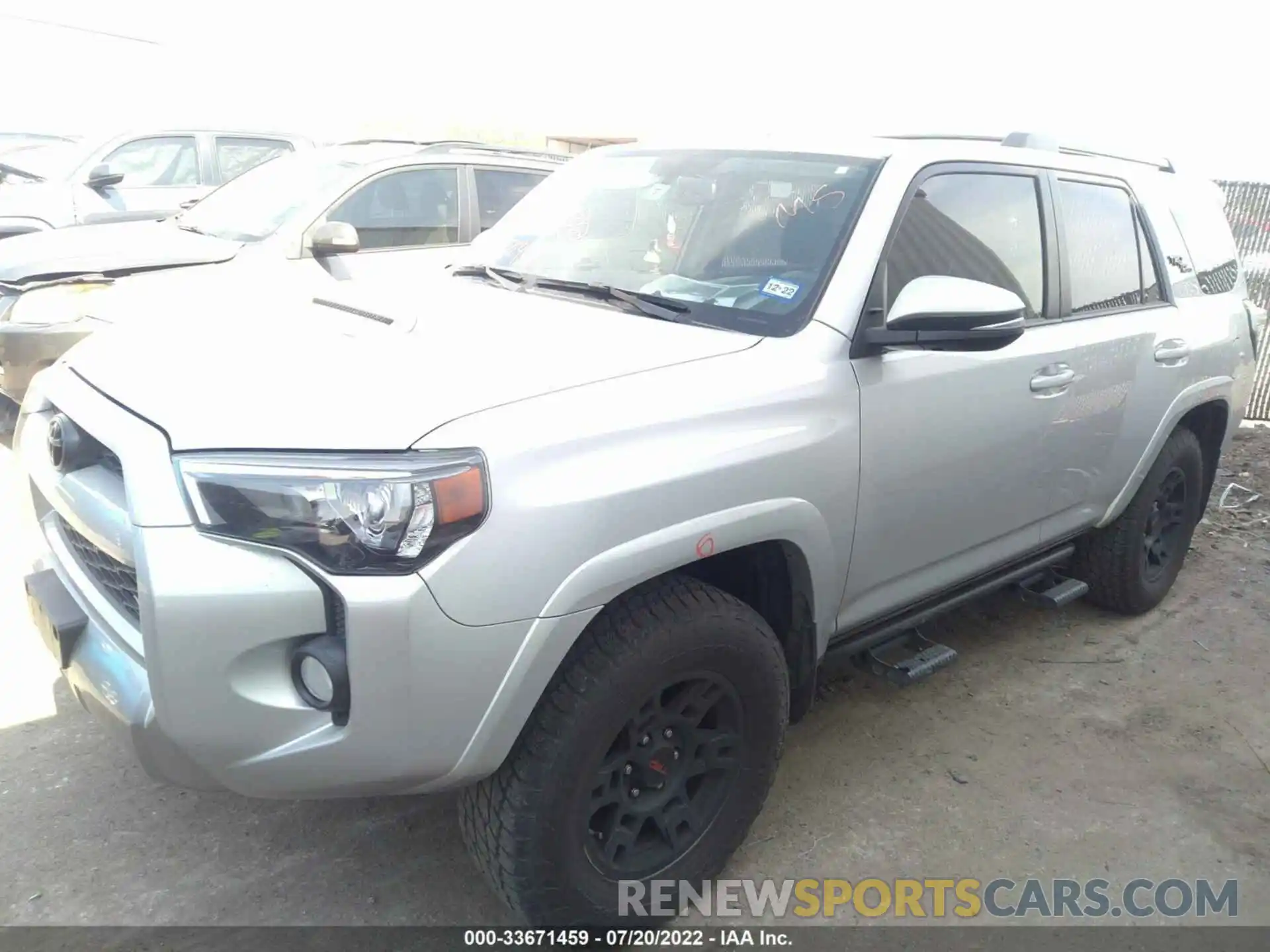 2 Photograph of a damaged car JTEBU5JR2K5639831 TOYOTA 4RUNNER 2019