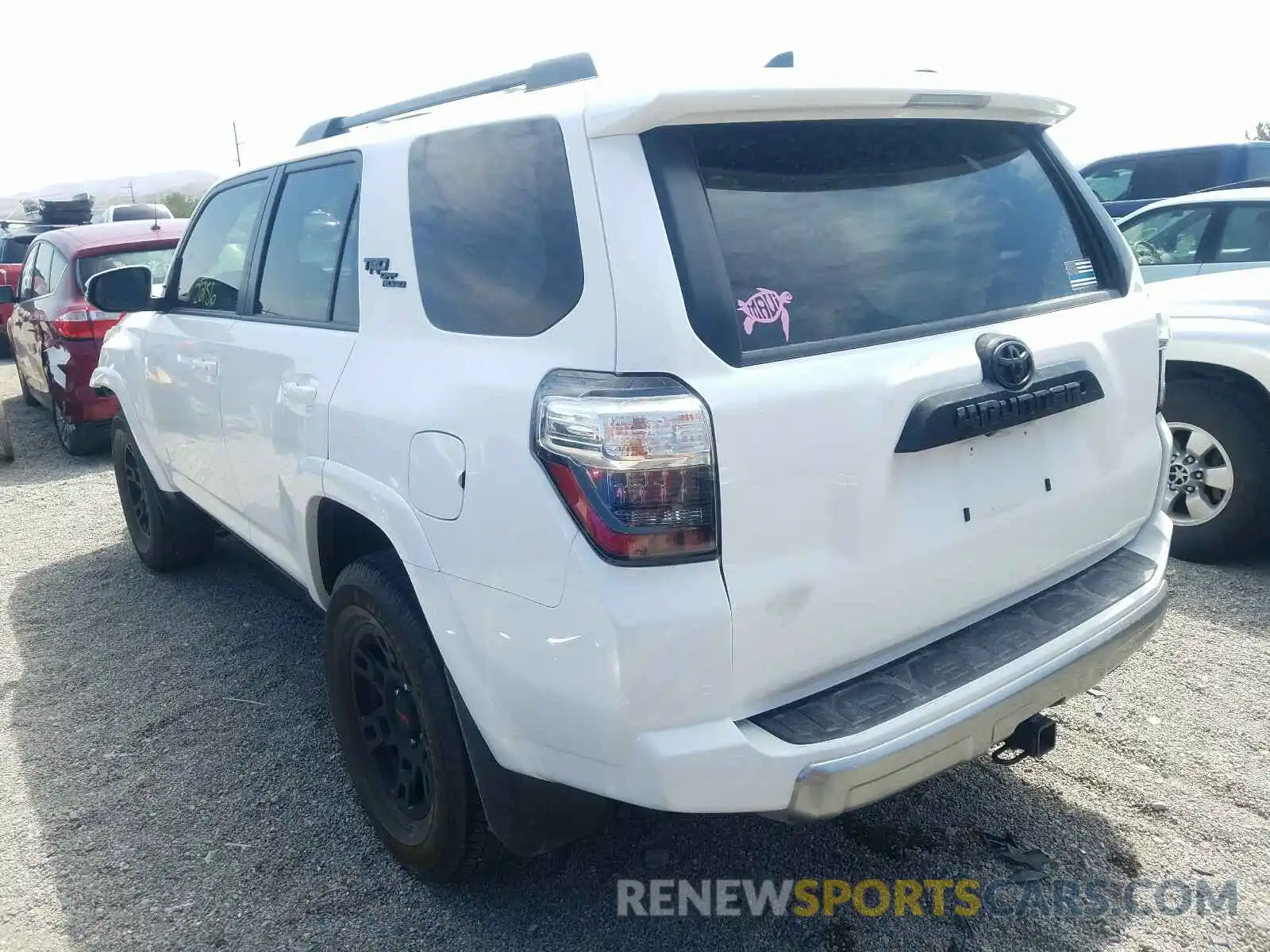 3 Photograph of a damaged car JTEBU5JR2K5642373 TOYOTA 4RUNNER 2019