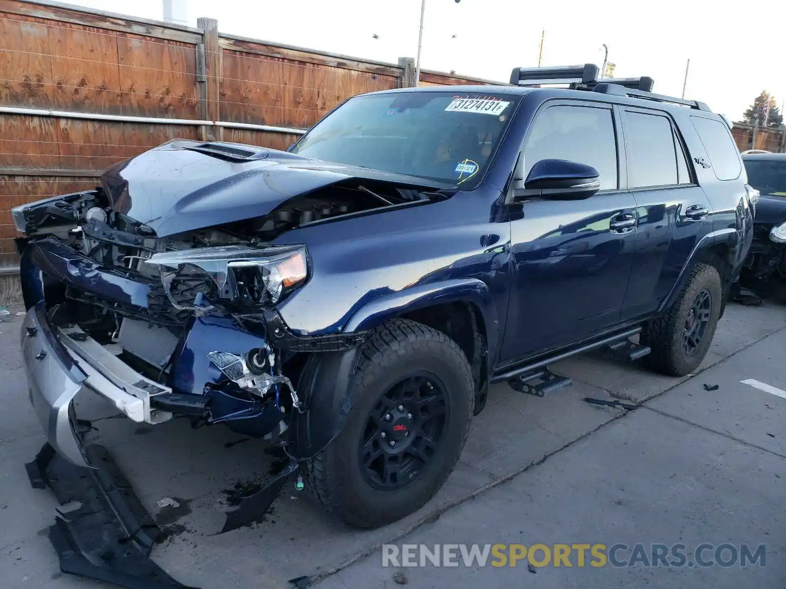 2 Photograph of a damaged car JTEBU5JR2K5645466 TOYOTA 4RUNNER 2019