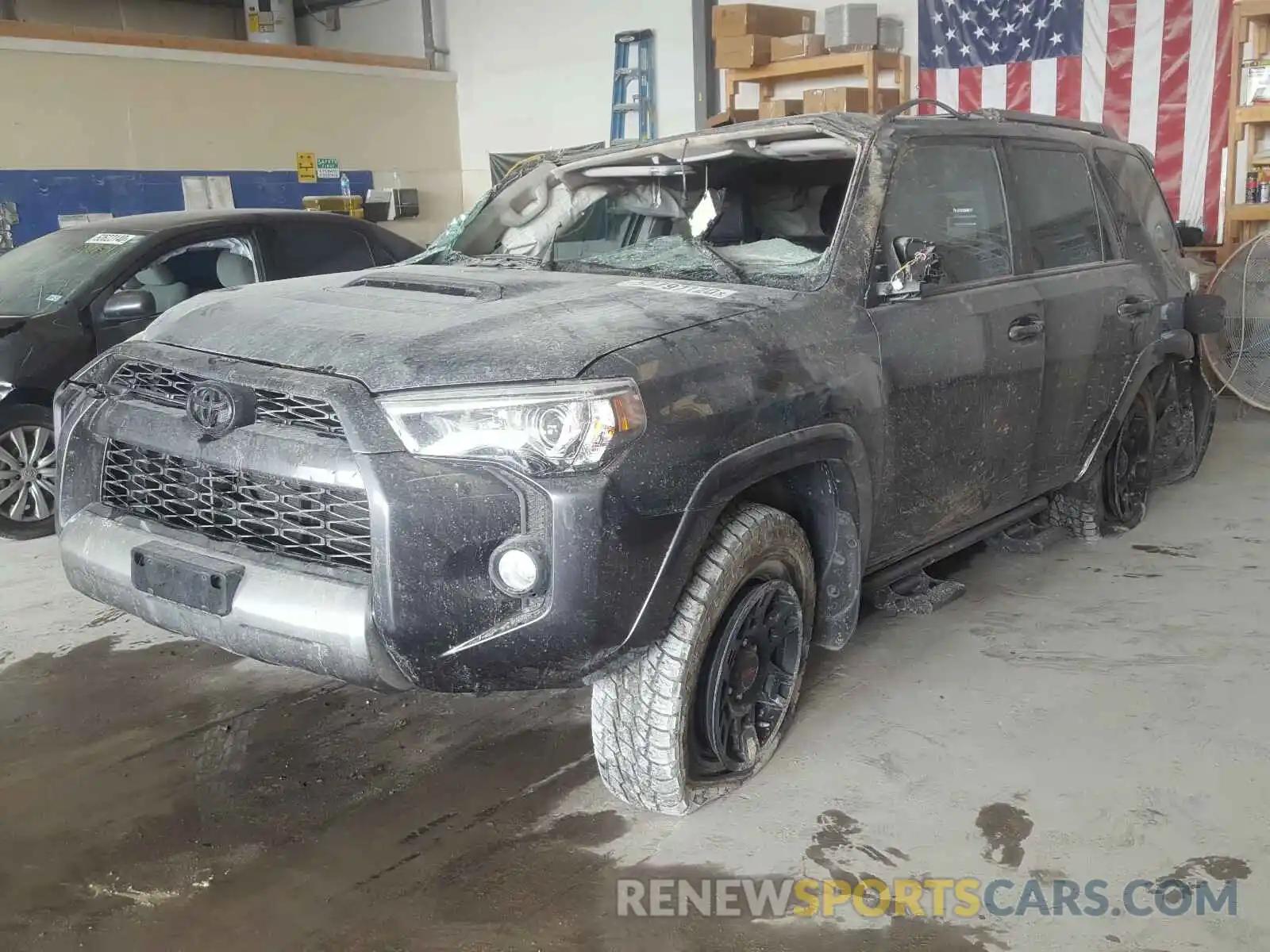 2 Photograph of a damaged car JTEBU5JR2K5648481 TOYOTA 4RUNNER 2019