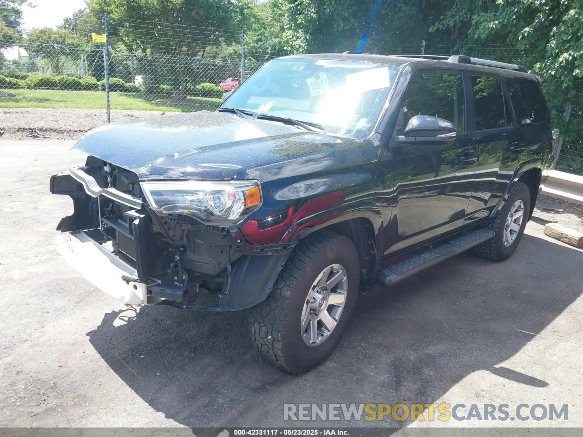 2 Photograph of a damaged car JTEBU5JR2K5655866 TOYOTA 4RUNNER 2019
