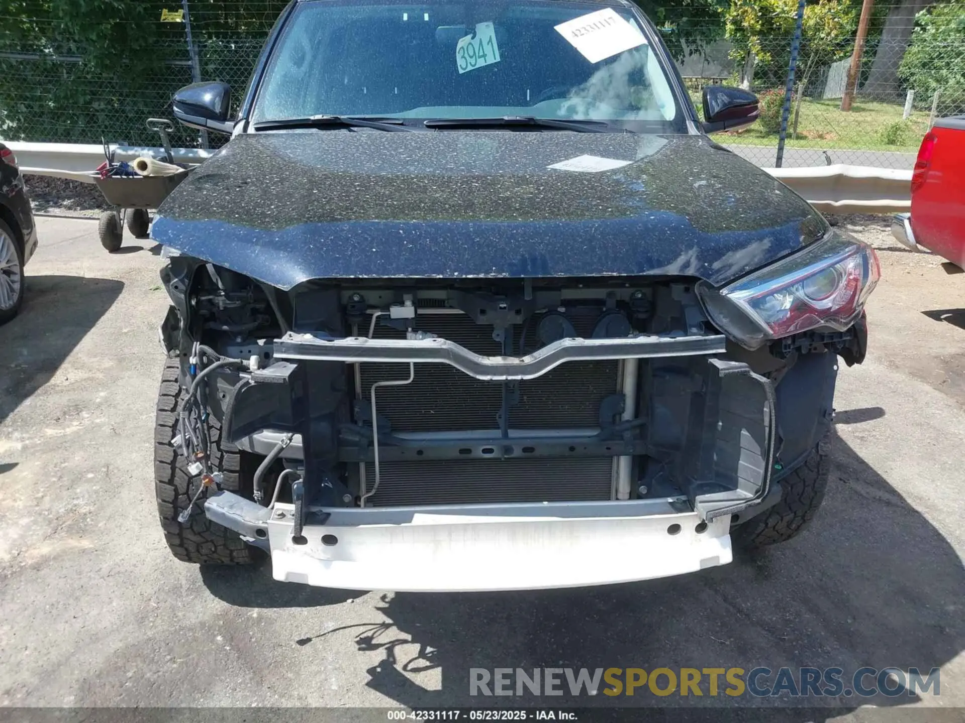 6 Photograph of a damaged car JTEBU5JR2K5655866 TOYOTA 4RUNNER 2019