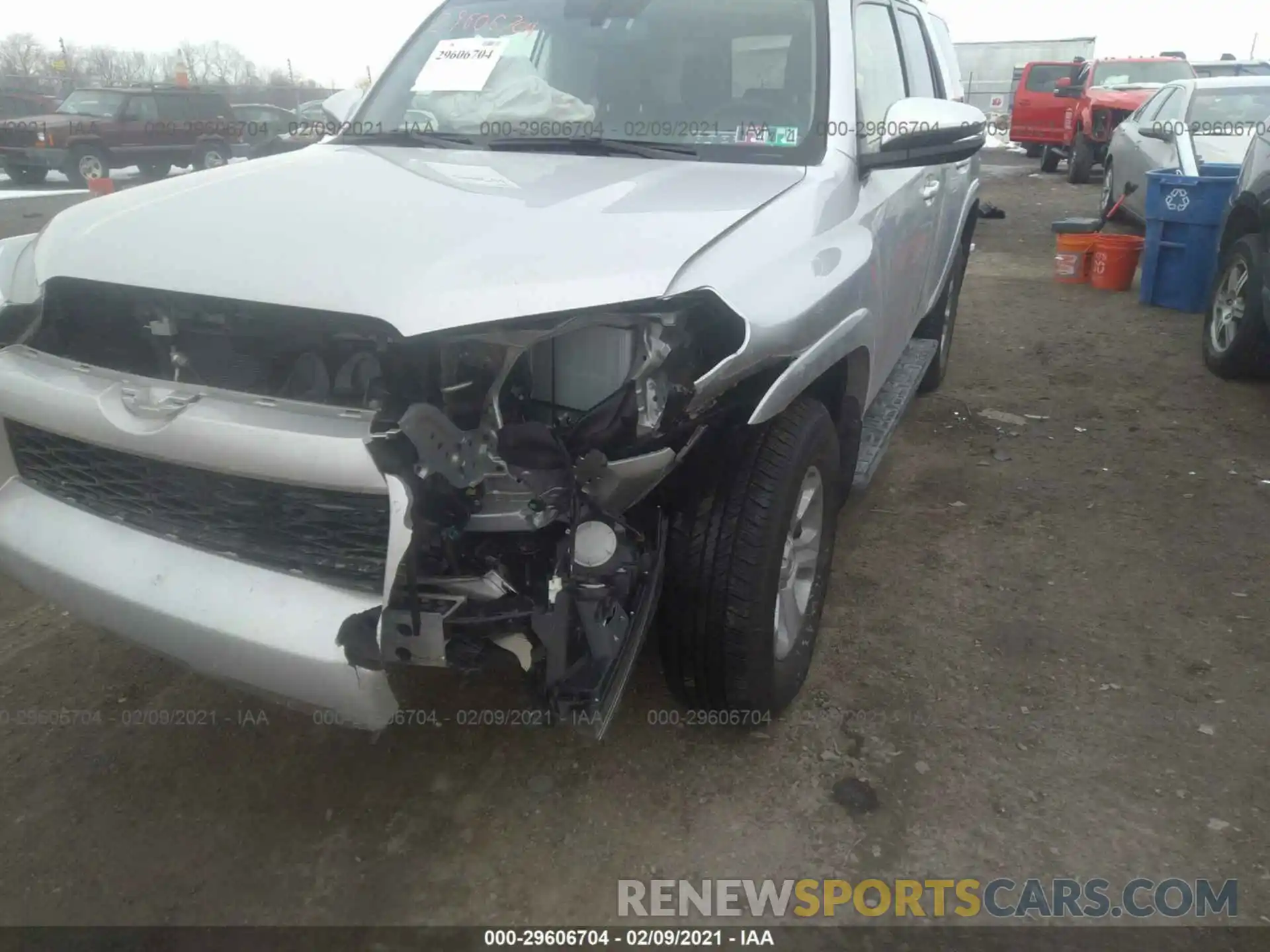 2 Photograph of a damaged car JTEBU5JR2K5658492 TOYOTA 4RUNNER 2019