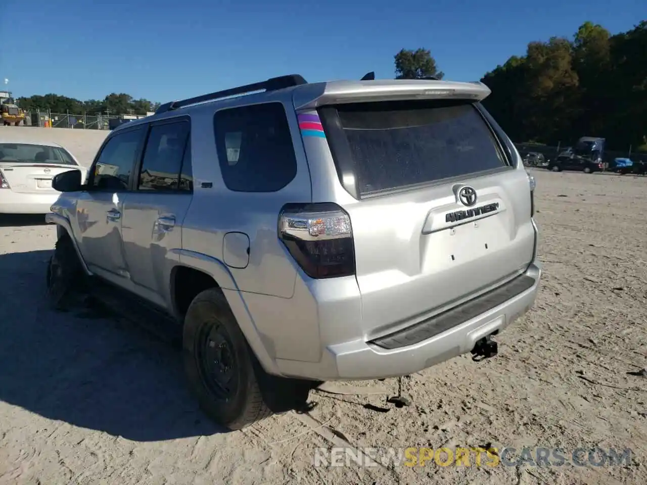 3 Photograph of a damaged car JTEBU5JR2K5658556 TOYOTA 4RUNNER 2019