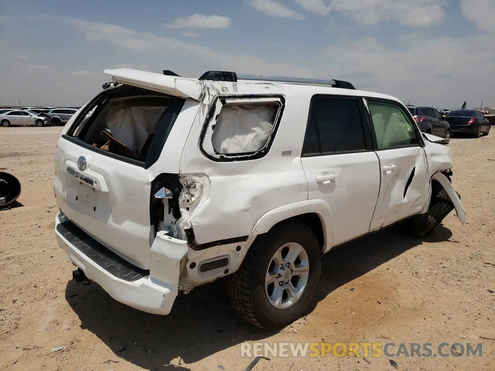 4 Photograph of a damaged car JTEBU5JR2K5662543 TOYOTA 4RUNNER 2019