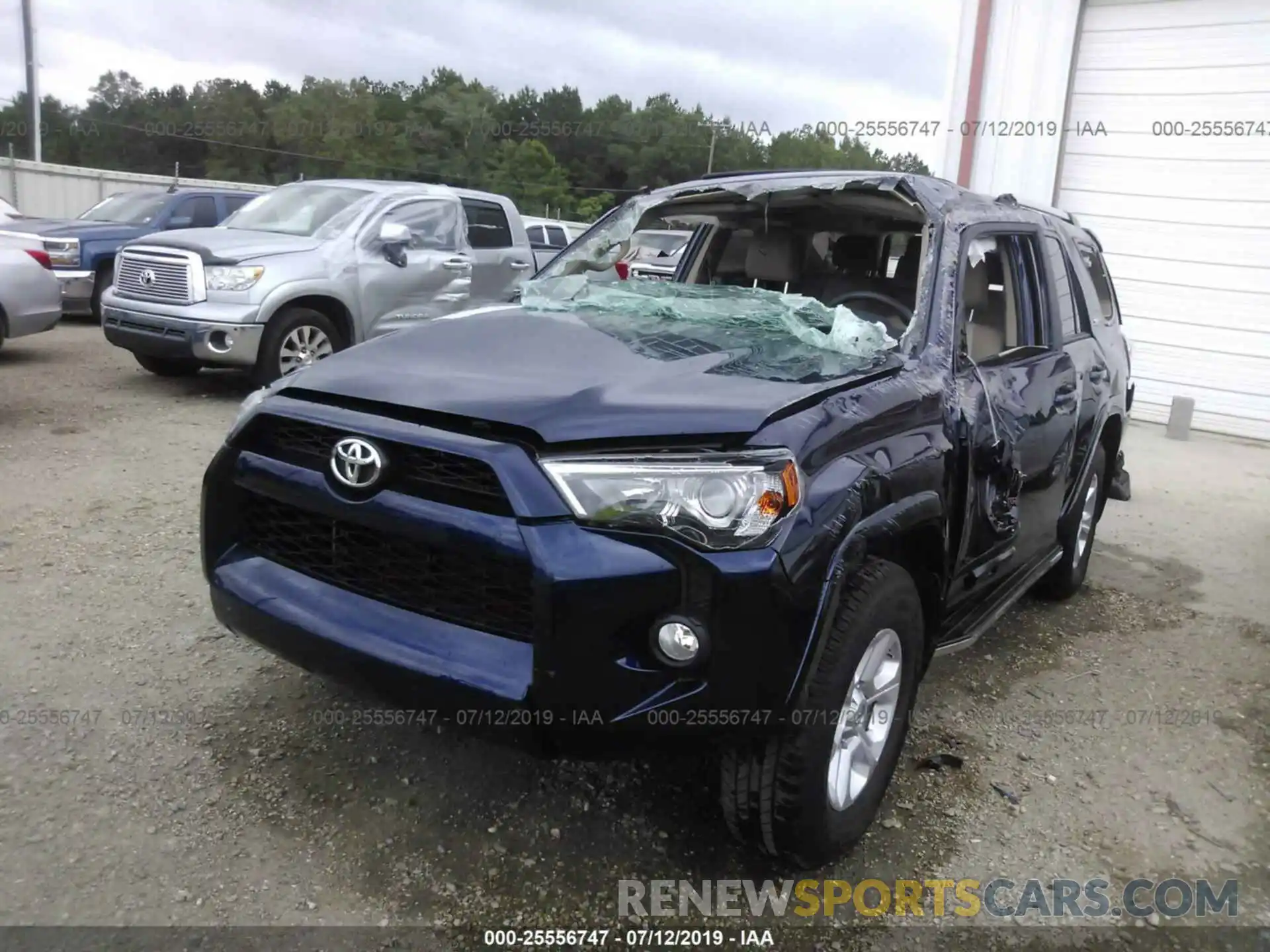 2 Photograph of a damaged car JTEBU5JR2K5667323 TOYOTA 4RUNNER 2019