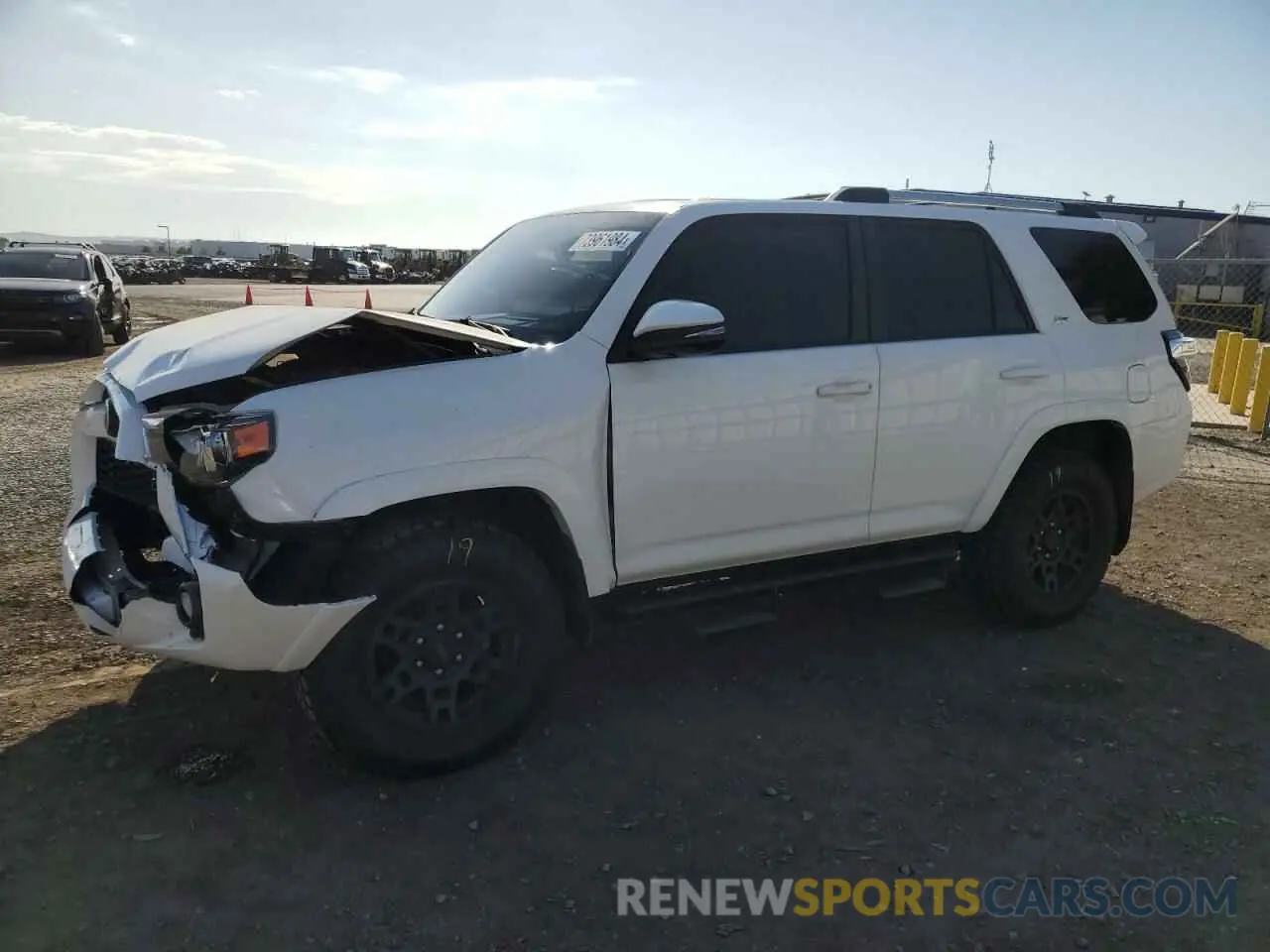 1 Photograph of a damaged car JTEBU5JR2K5675518 TOYOTA 4RUNNER 2019