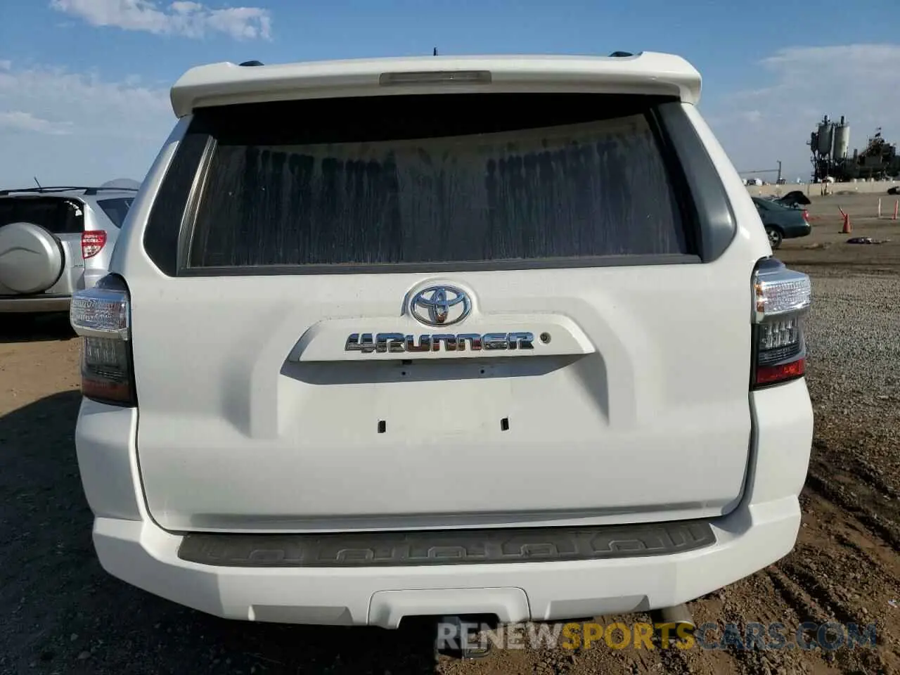 6 Photograph of a damaged car JTEBU5JR2K5675518 TOYOTA 4RUNNER 2019