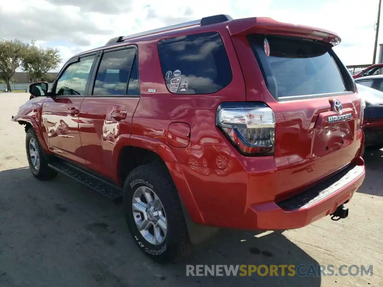 3 Photograph of a damaged car JTEBU5JR2K5675521 TOYOTA 4RUNNER 2019