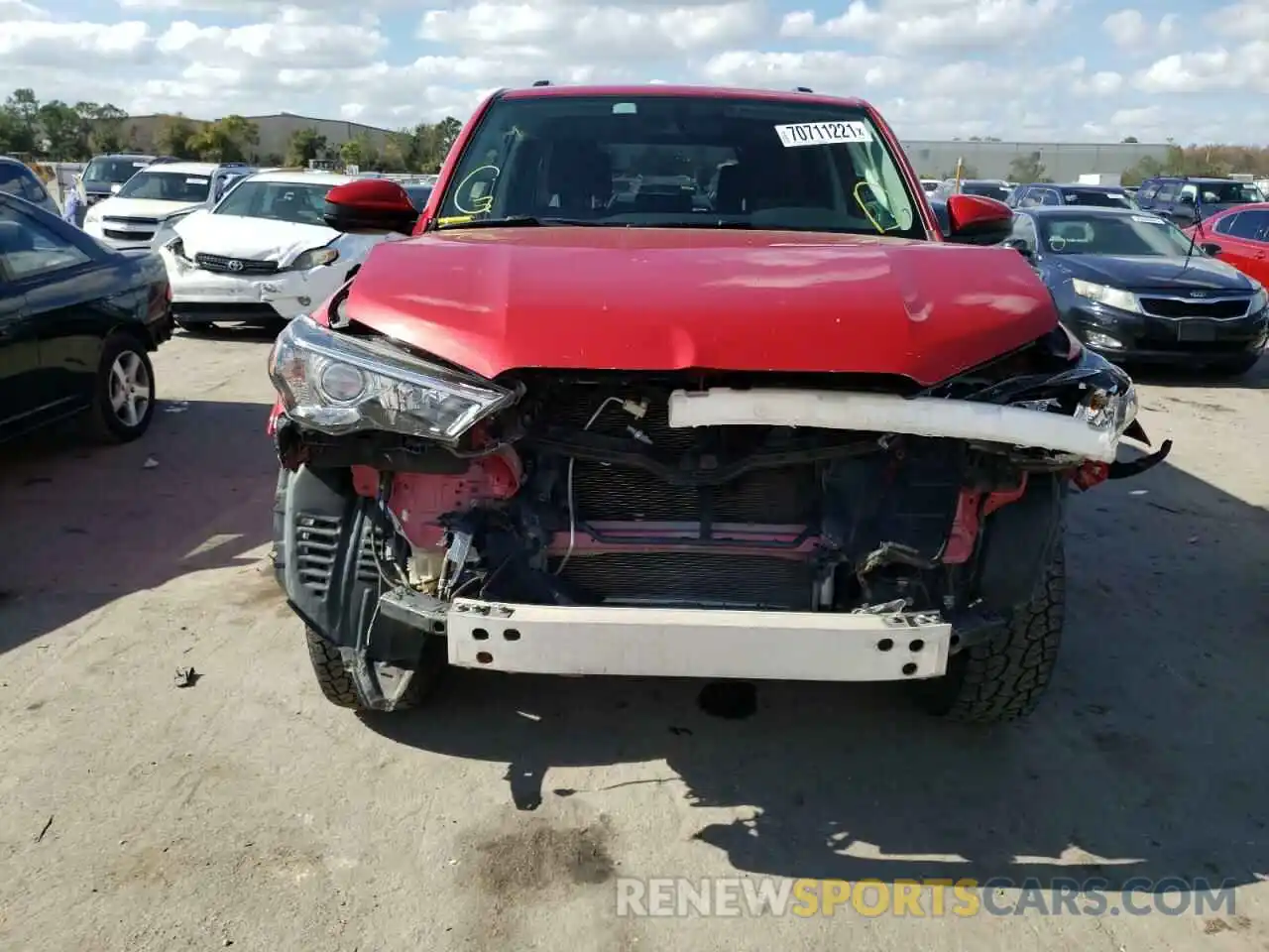 9 Photograph of a damaged car JTEBU5JR2K5675521 TOYOTA 4RUNNER 2019