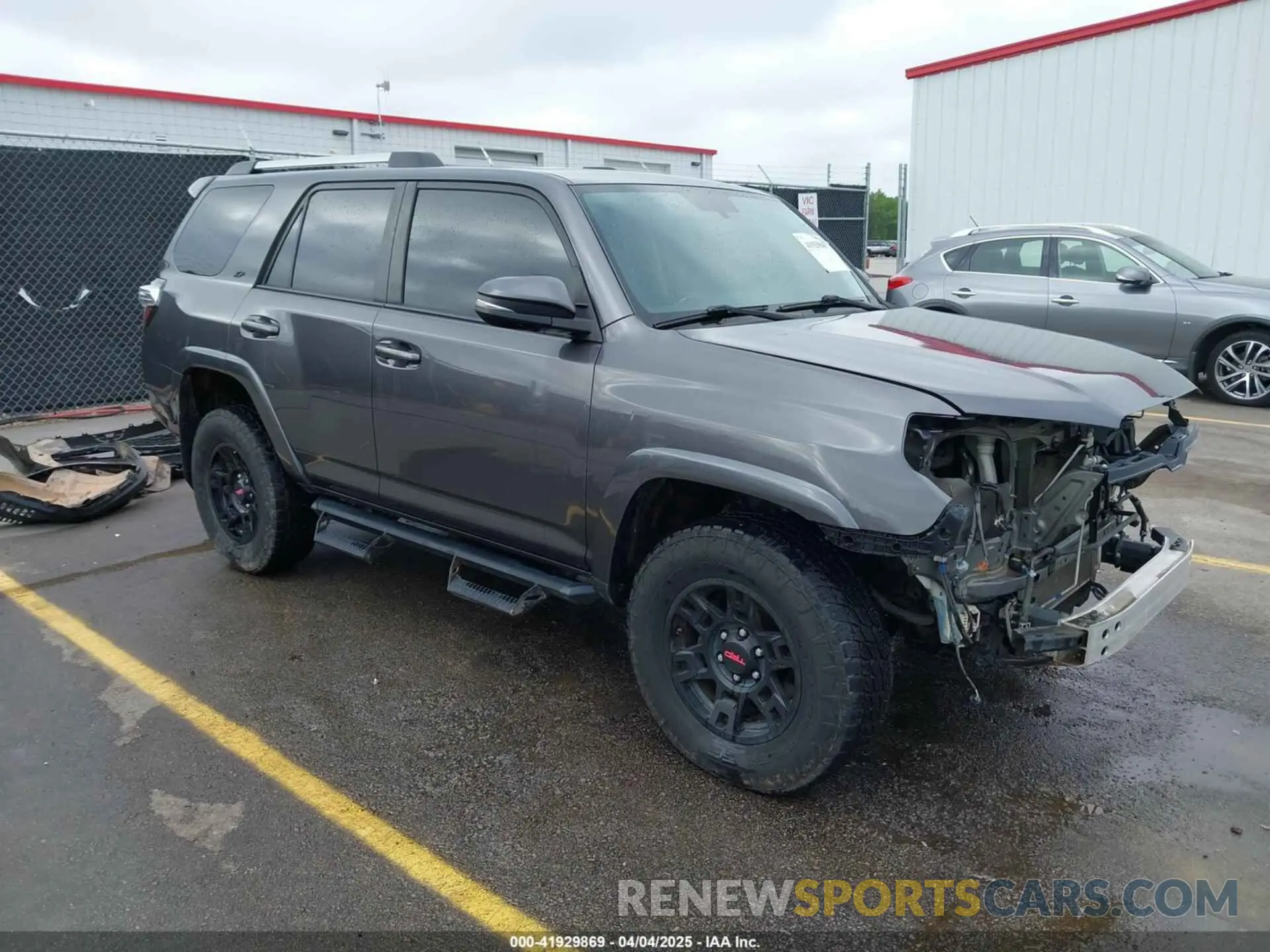 1 Photograph of a damaged car JTEBU5JR2K5681318 TOYOTA 4RUNNER 2019