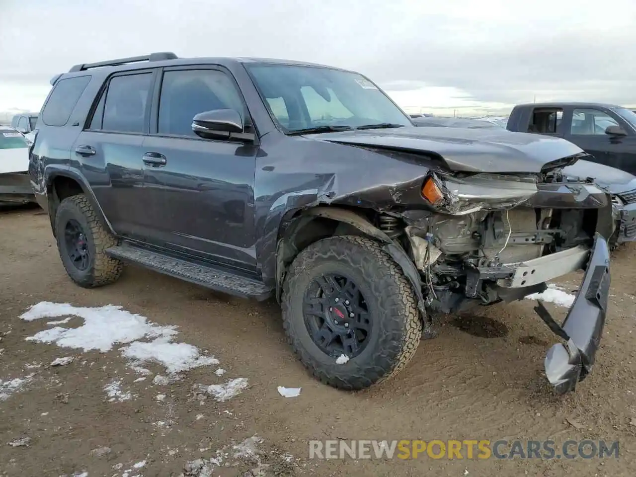 4 Photograph of a damaged car JTEBU5JR2K5695493 TOYOTA 4RUNNER 2019