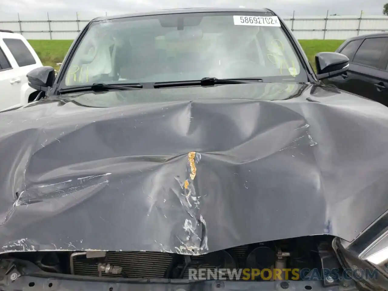 7 Photograph of a damaged car JTEBU5JR2K5704287 TOYOTA 4RUNNER 2019