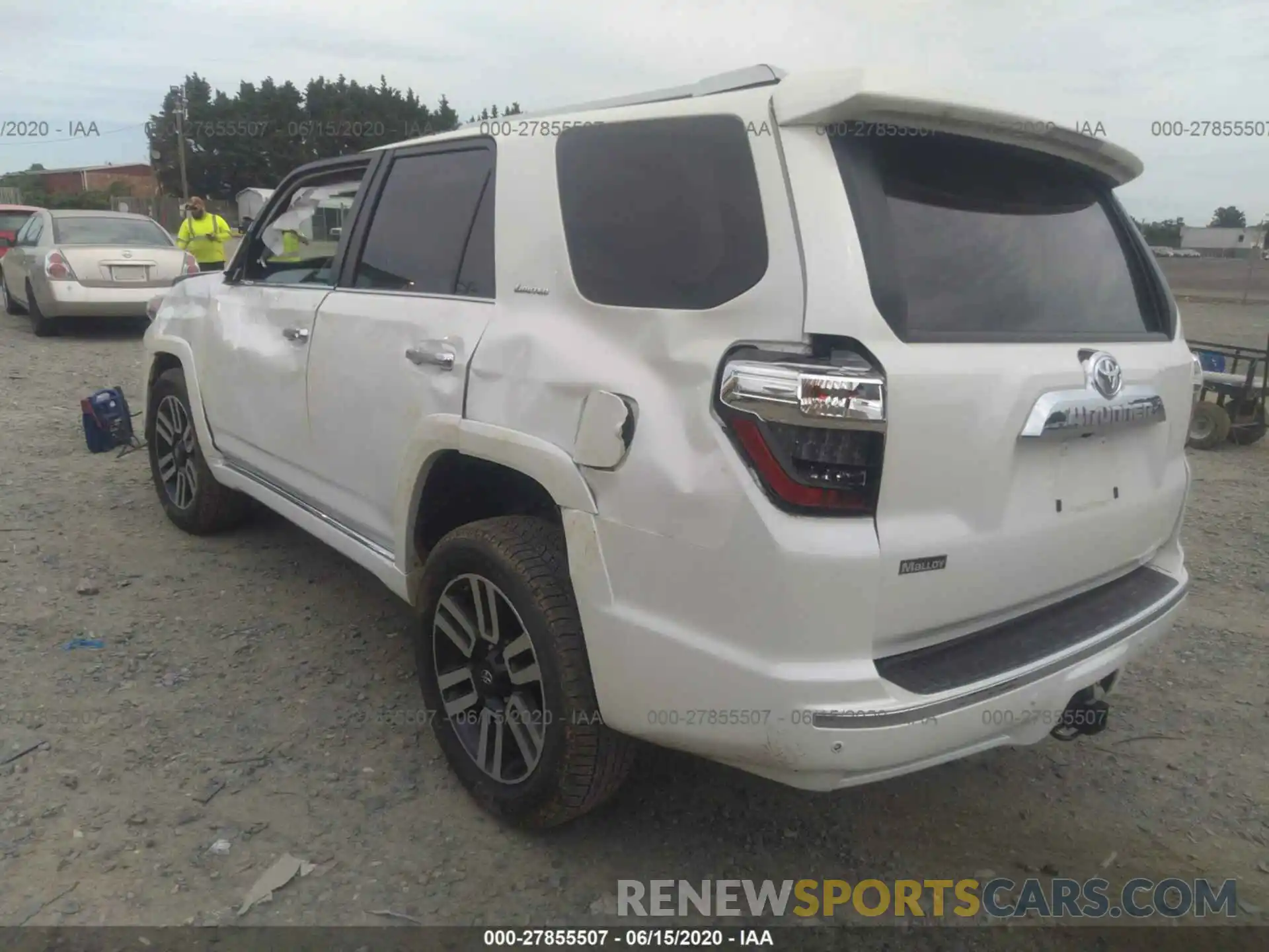 3 Photograph of a damaged car JTEBU5JR2K5722594 TOYOTA 4RUNNER 2019