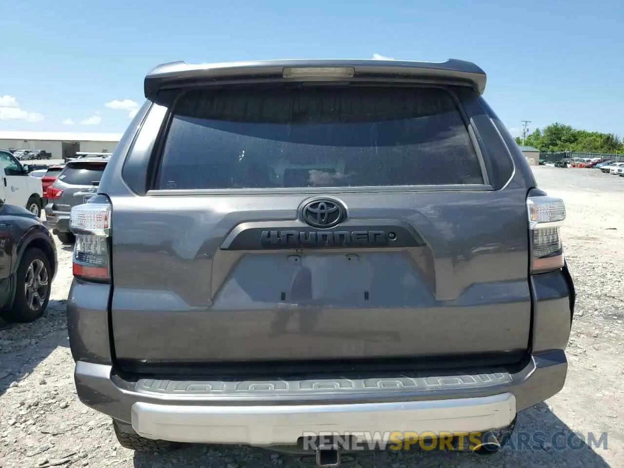 6 Photograph of a damaged car JTEBU5JR2K5734647 TOYOTA 4RUNNER 2019