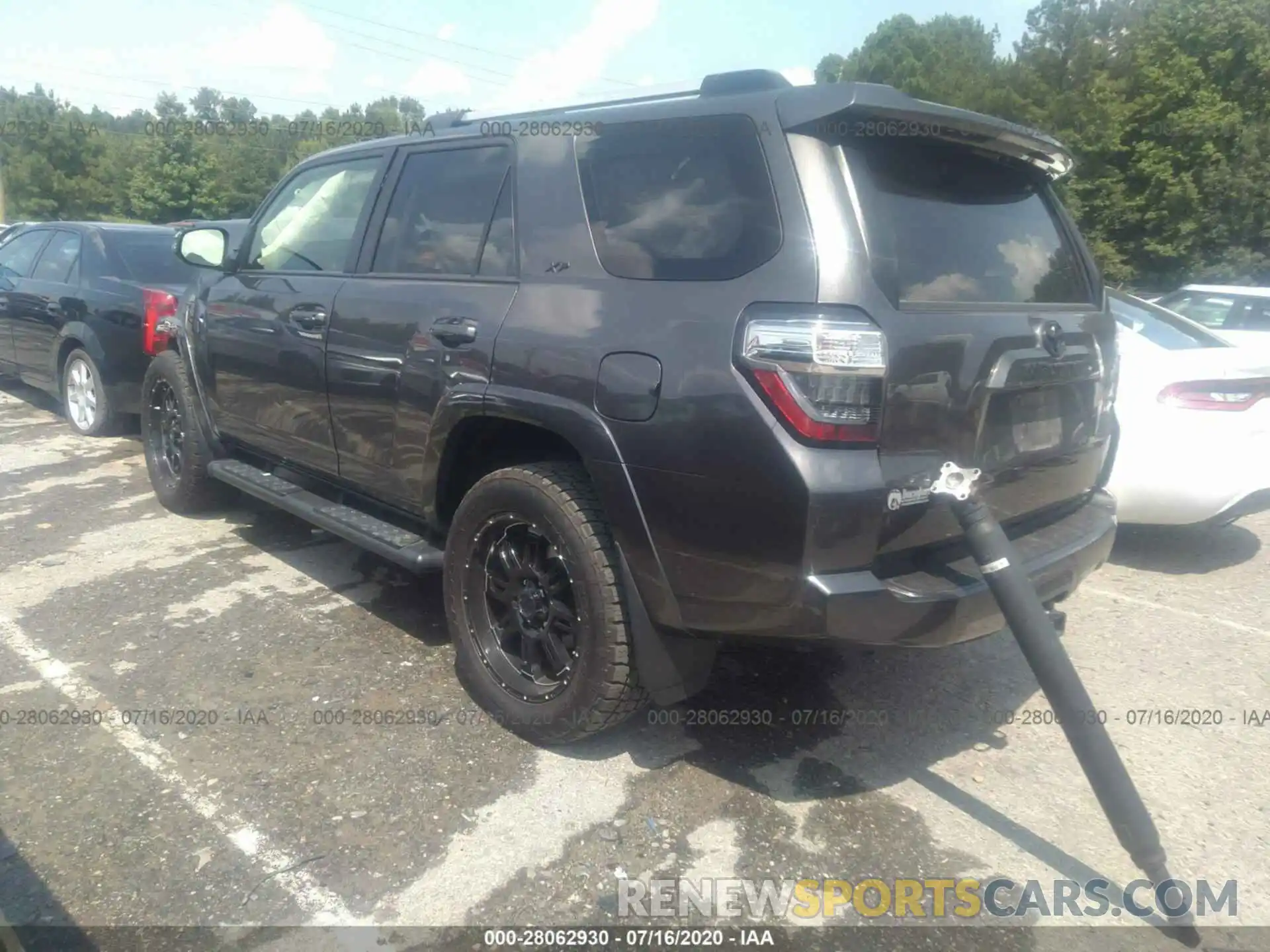 3 Photograph of a damaged car JTEBU5JR3K5623685 TOYOTA 4RUNNER 2019