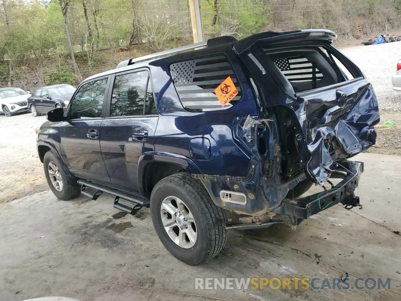 2 Photograph of a damaged car JTEBU5JR3K5625159 TOYOTA 4RUNNER 2019