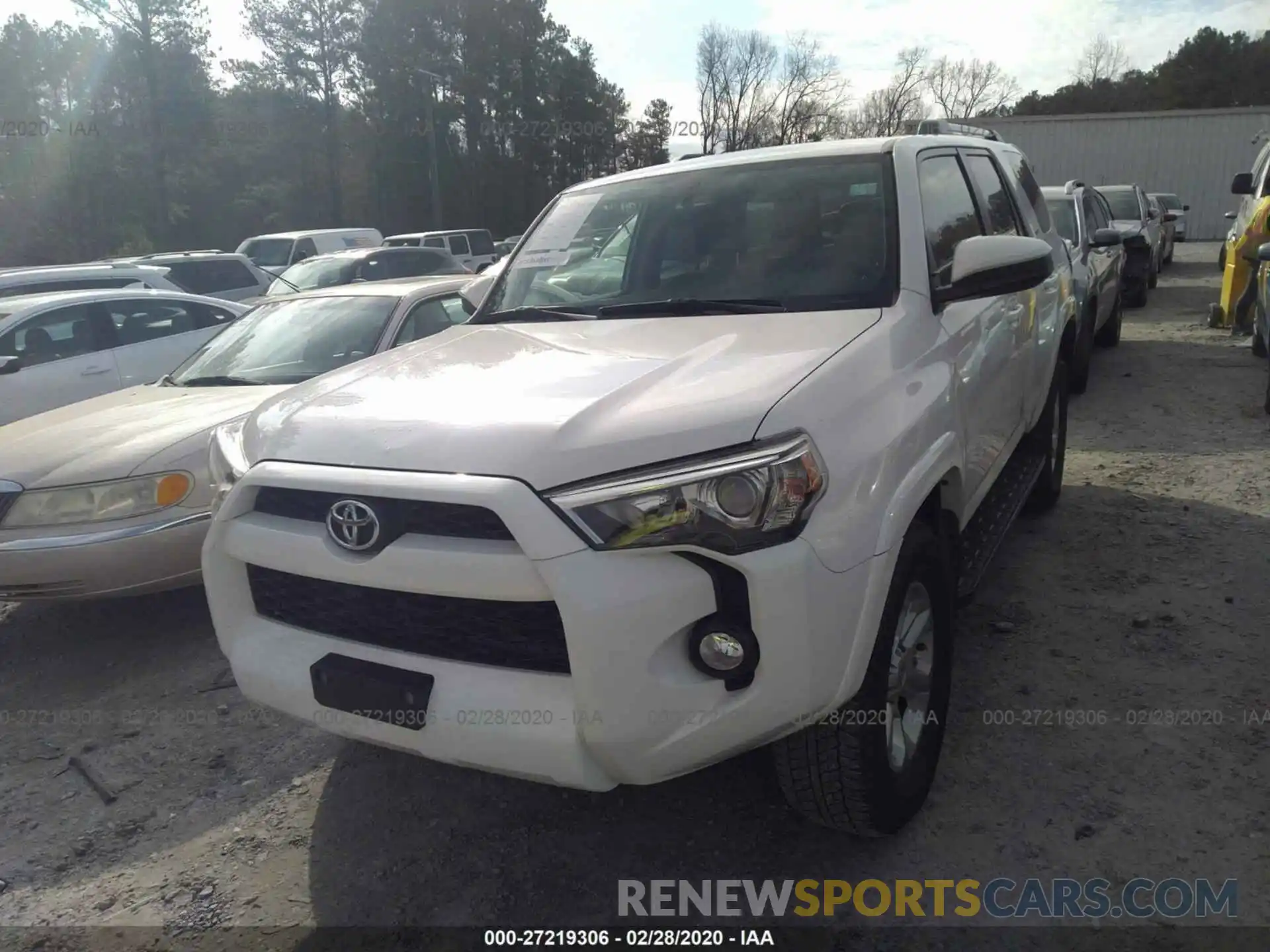 2 Photograph of a damaged car JTEBU5JR3K5631849 TOYOTA 4RUNNER 2019