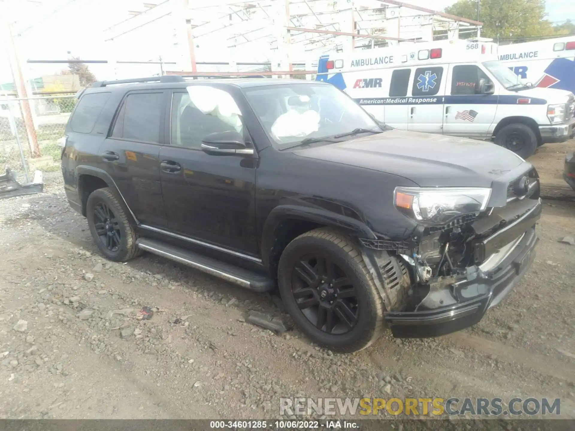 1 Photograph of a damaged car JTEBU5JR3K5636047 TOYOTA 4RUNNER 2019