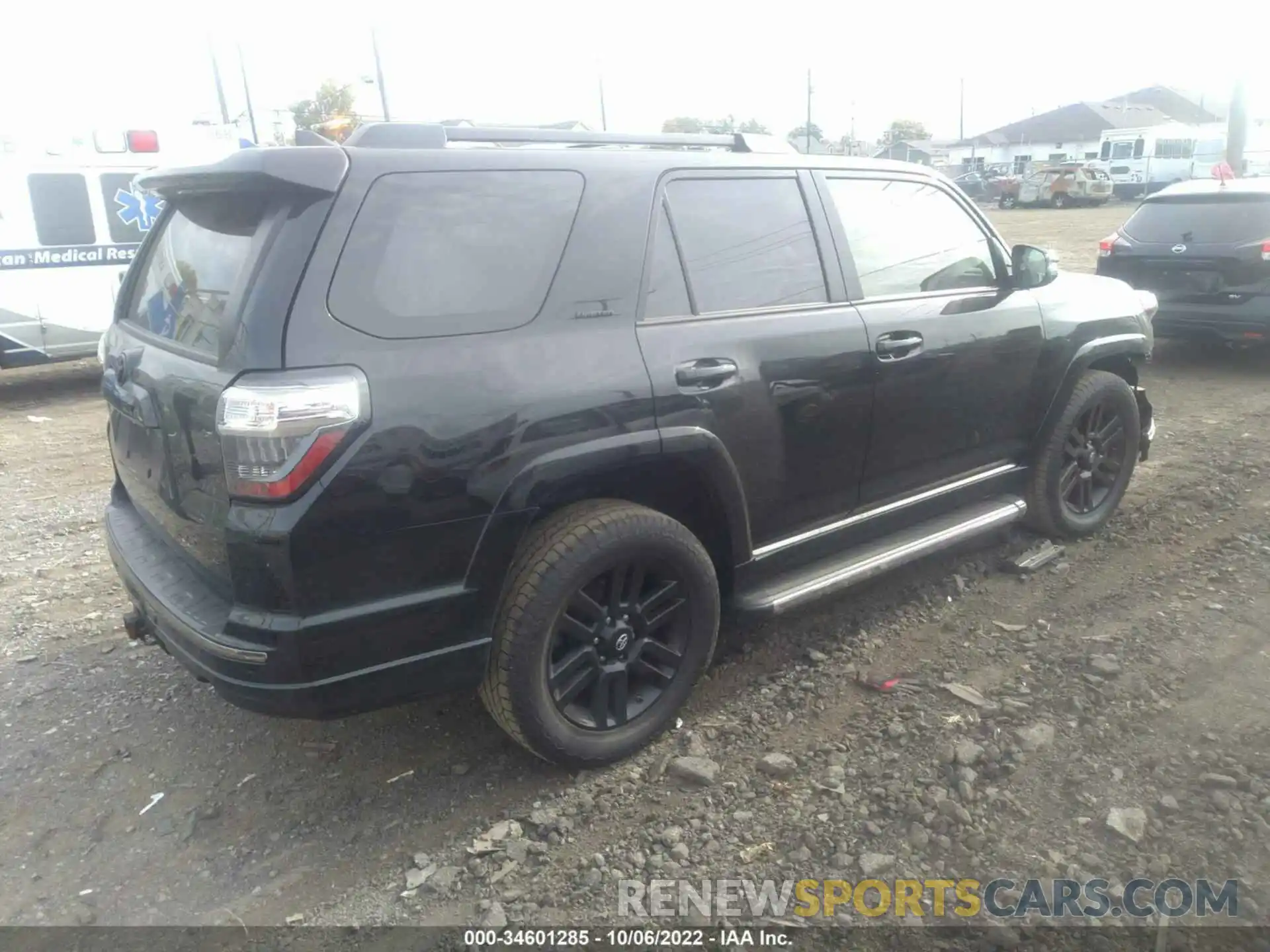 4 Photograph of a damaged car JTEBU5JR3K5636047 TOYOTA 4RUNNER 2019