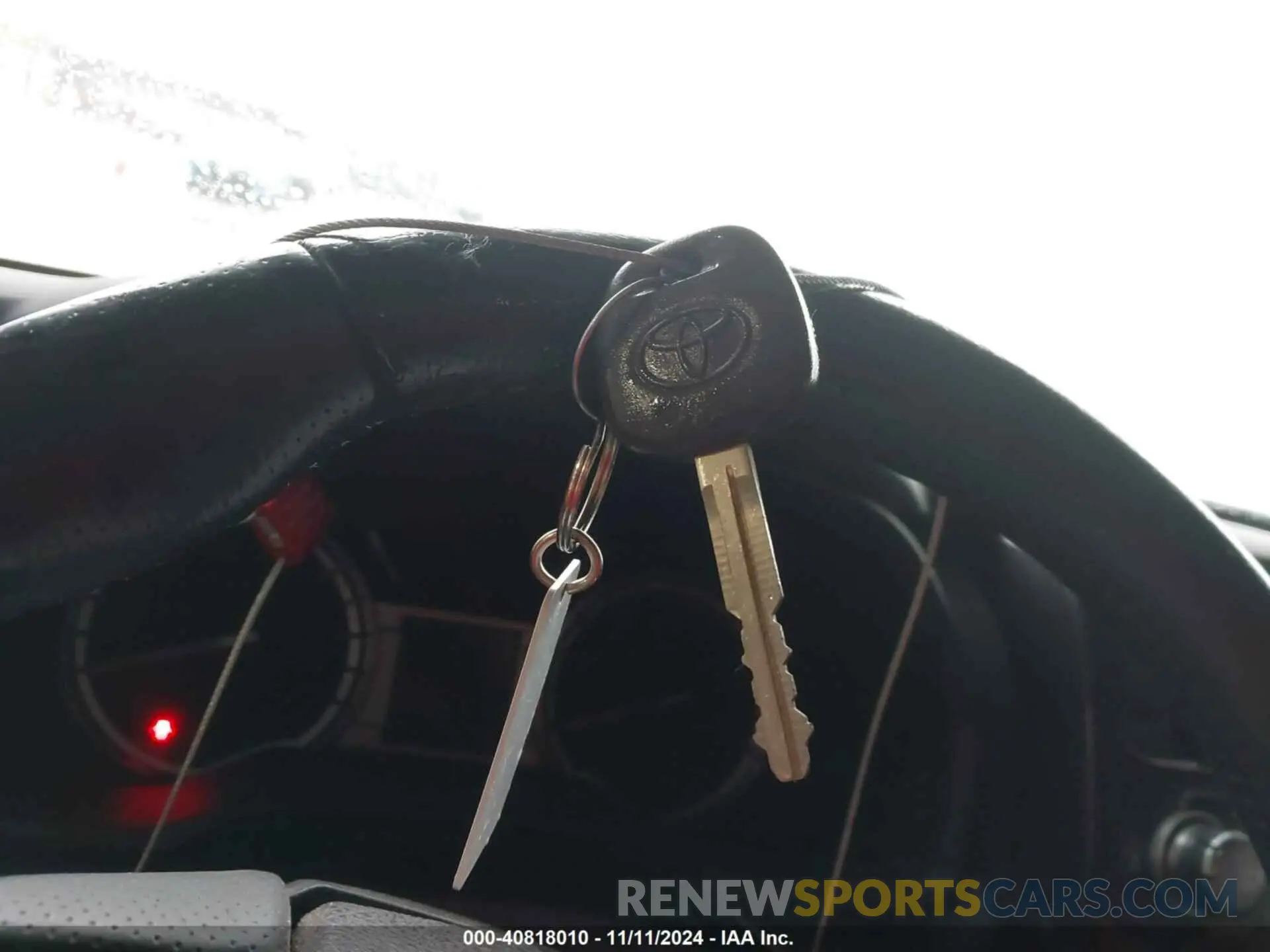 11 Photograph of a damaged car JTEBU5JR3K5641328 TOYOTA 4RUNNER 2019