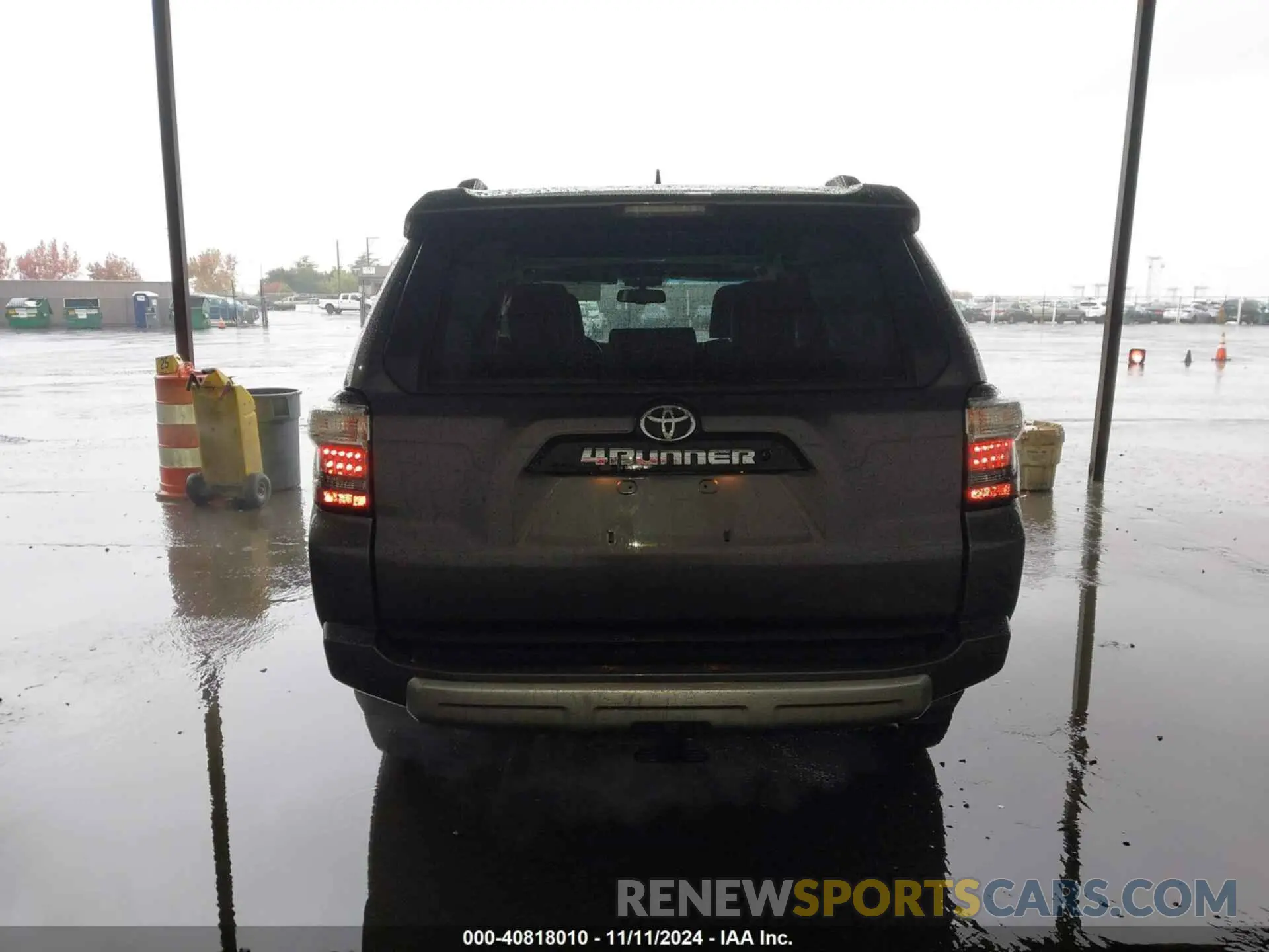 16 Photograph of a damaged car JTEBU5JR3K5641328 TOYOTA 4RUNNER 2019