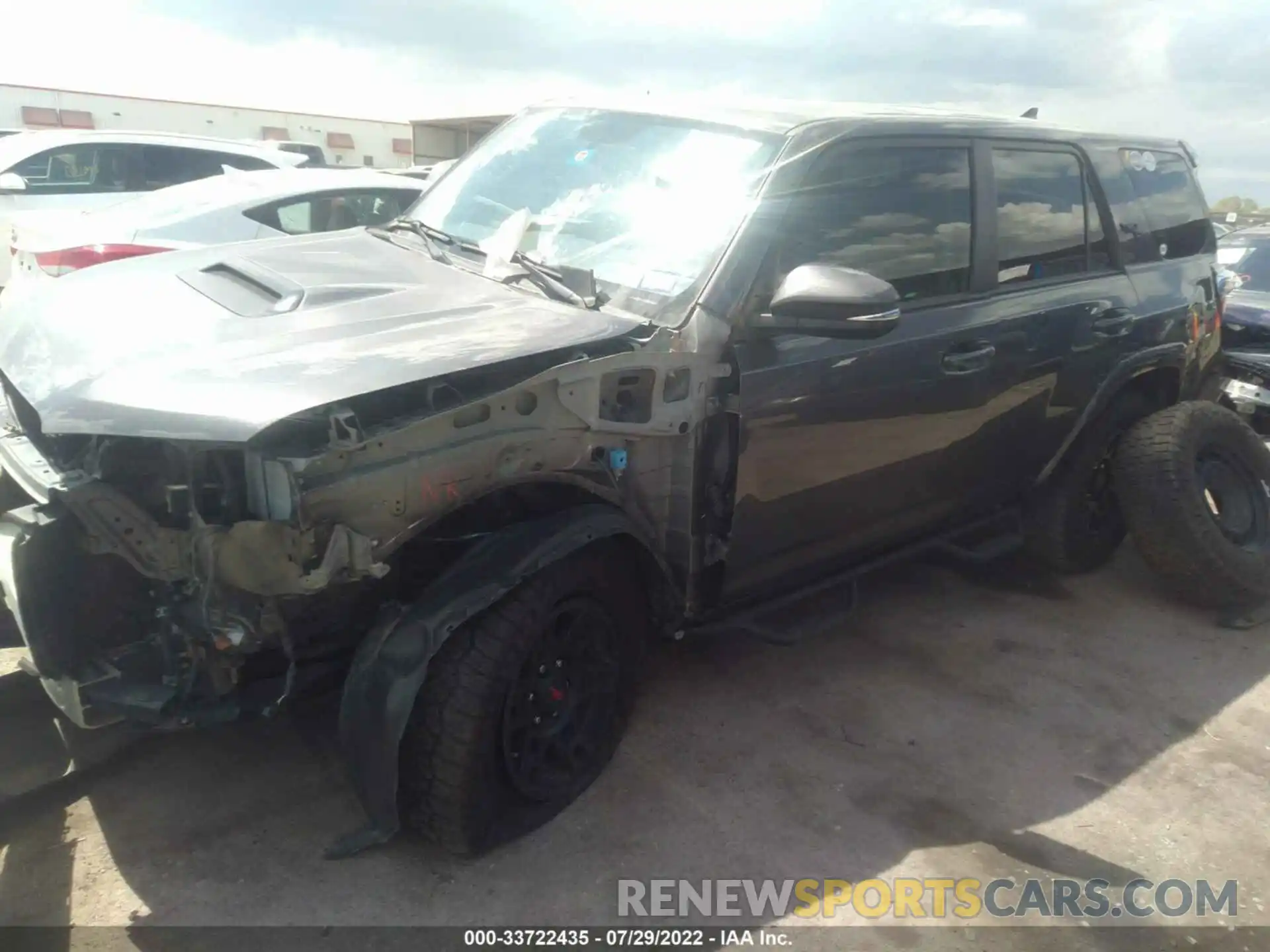 2 Photograph of a damaged car JTEBU5JR3K5642222 TOYOTA 4RUNNER 2019