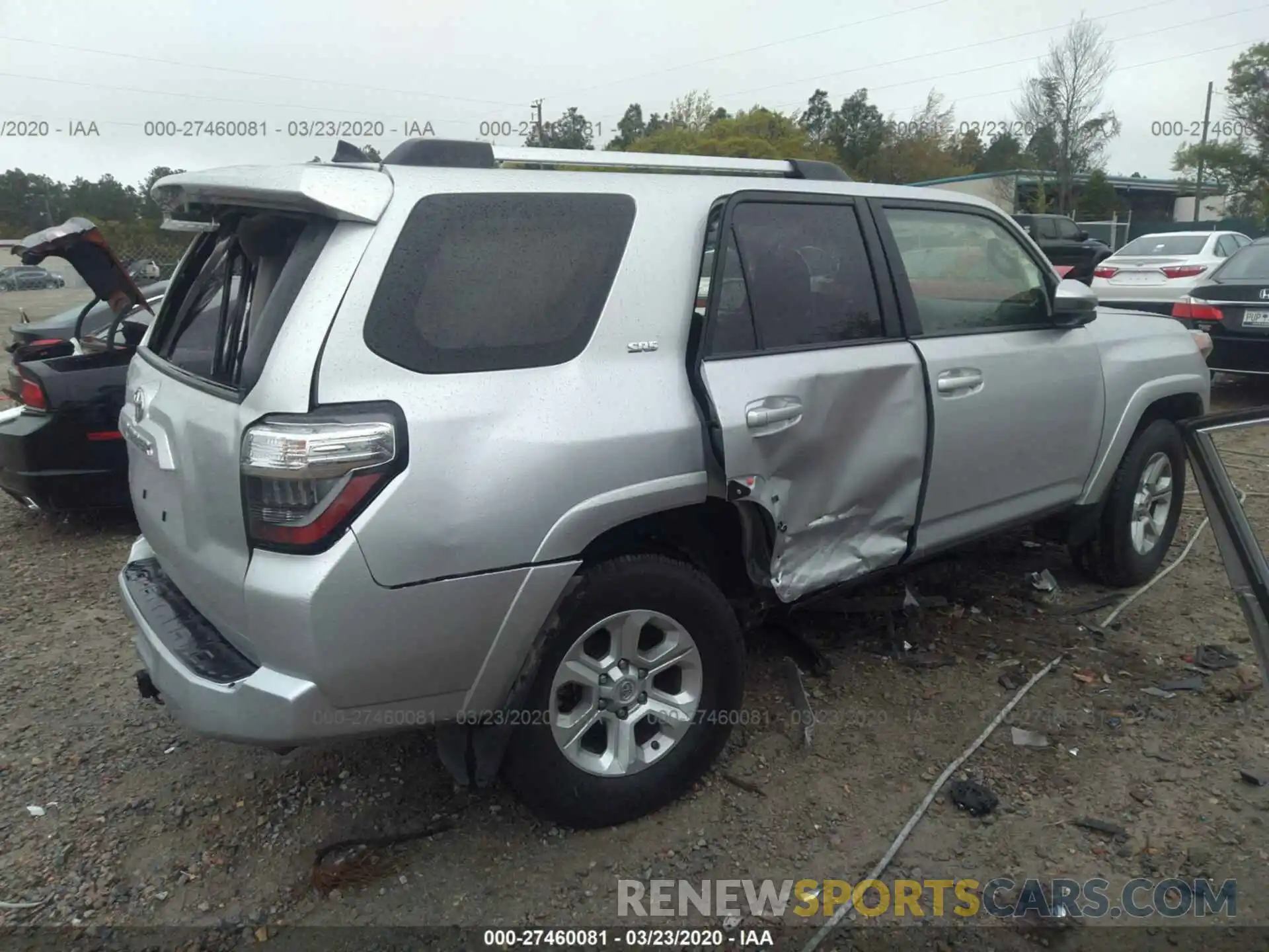 4 Photograph of a damaged car JTEBU5JR3K5642446 TOYOTA 4RUNNER 2019