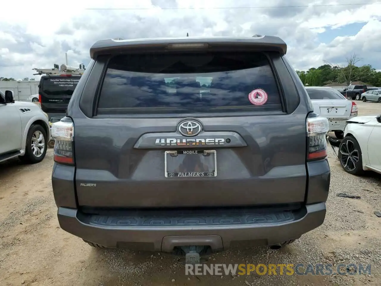 6 Photograph of a damaged car JTEBU5JR3K5646772 TOYOTA 4RUNNER 2019